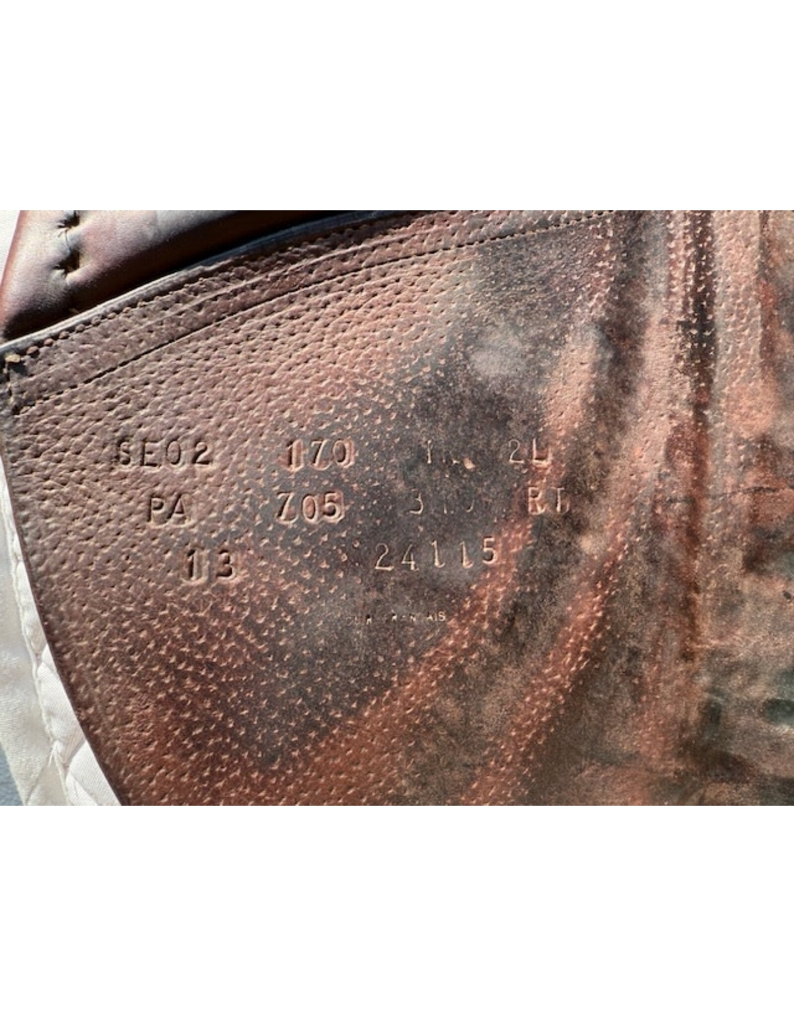 CWD SE02 Close Contact Saddle 17"