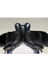 Hintermayer Anatomic Dressage Saddle 17" Medium