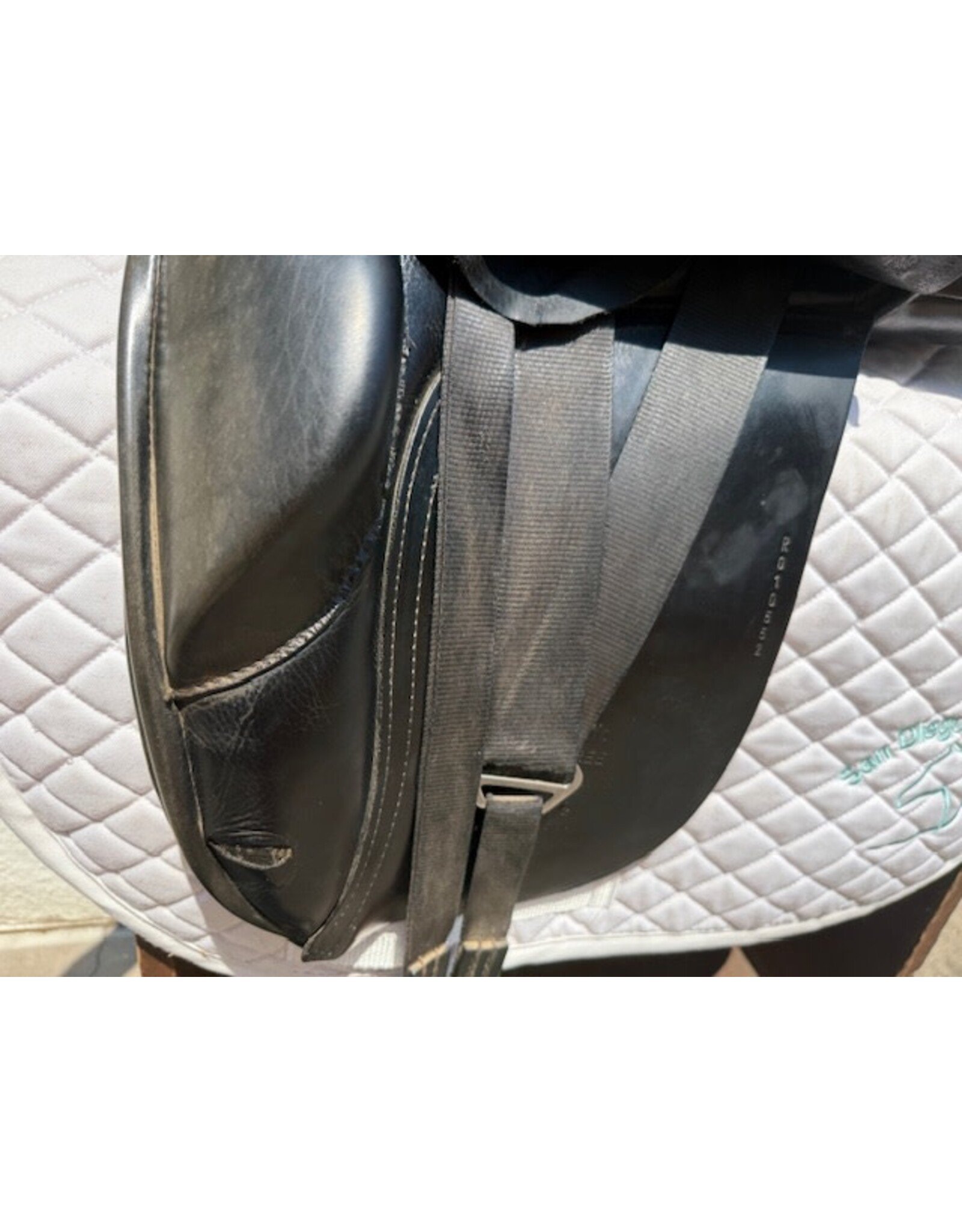 Hintermayer Anatomic Dressage Saddle 17" Medium