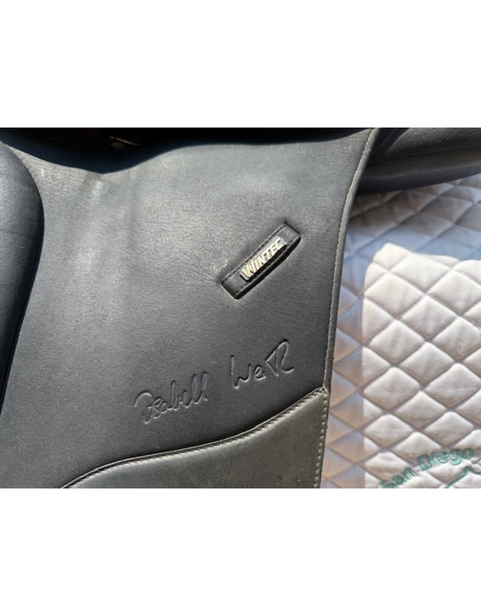 Wintec Isabelle Dressage Saddle XCH 17"