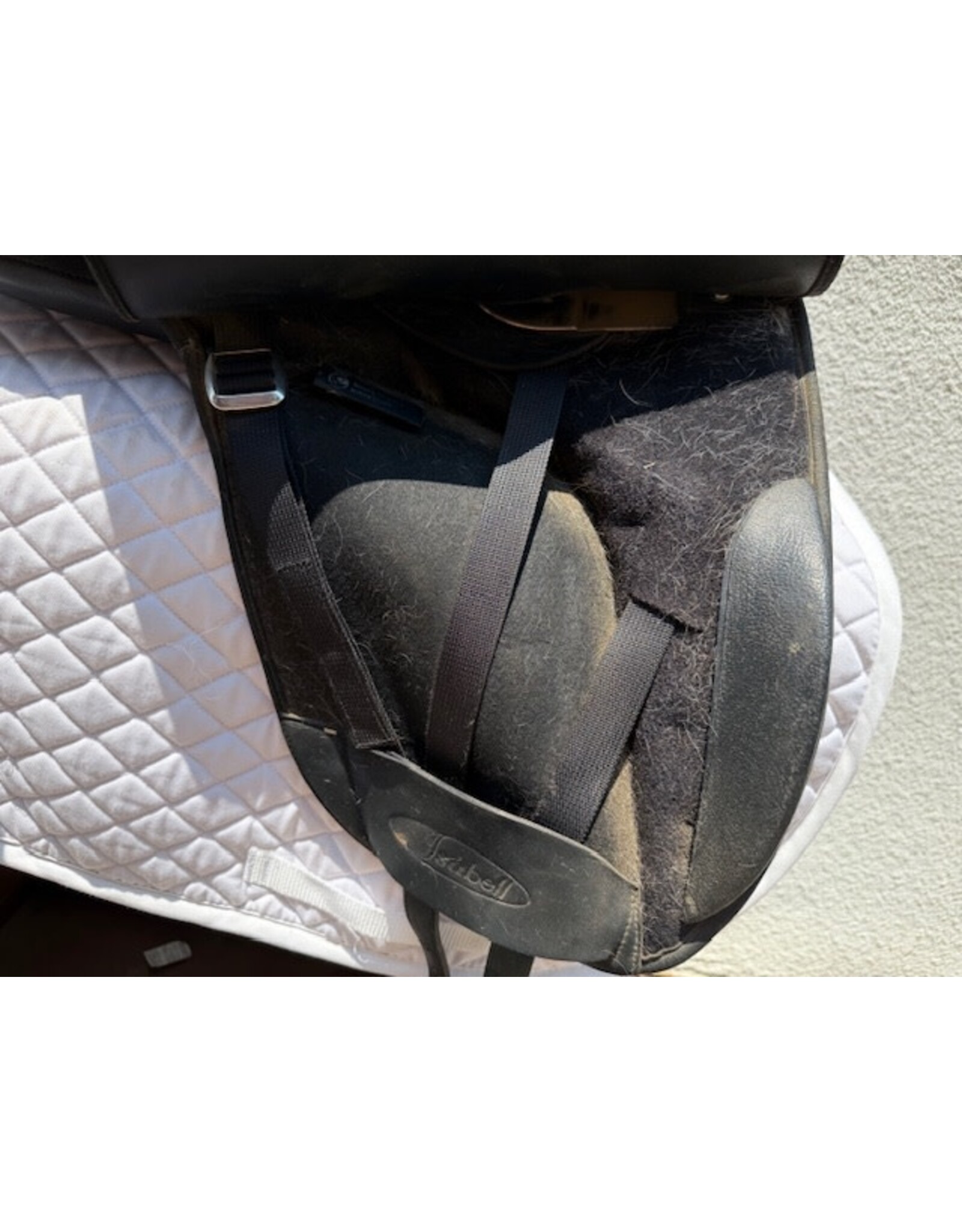 Wintec Isabelle Dressage Saddle XCH 17"