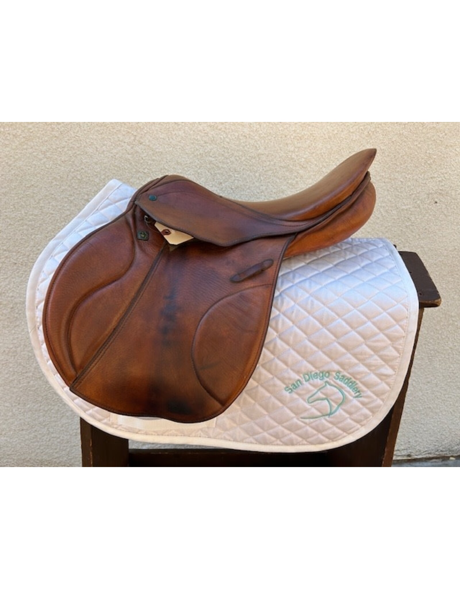 Stubben Genesis De Luxe 16.5" Seat, XWide Tree