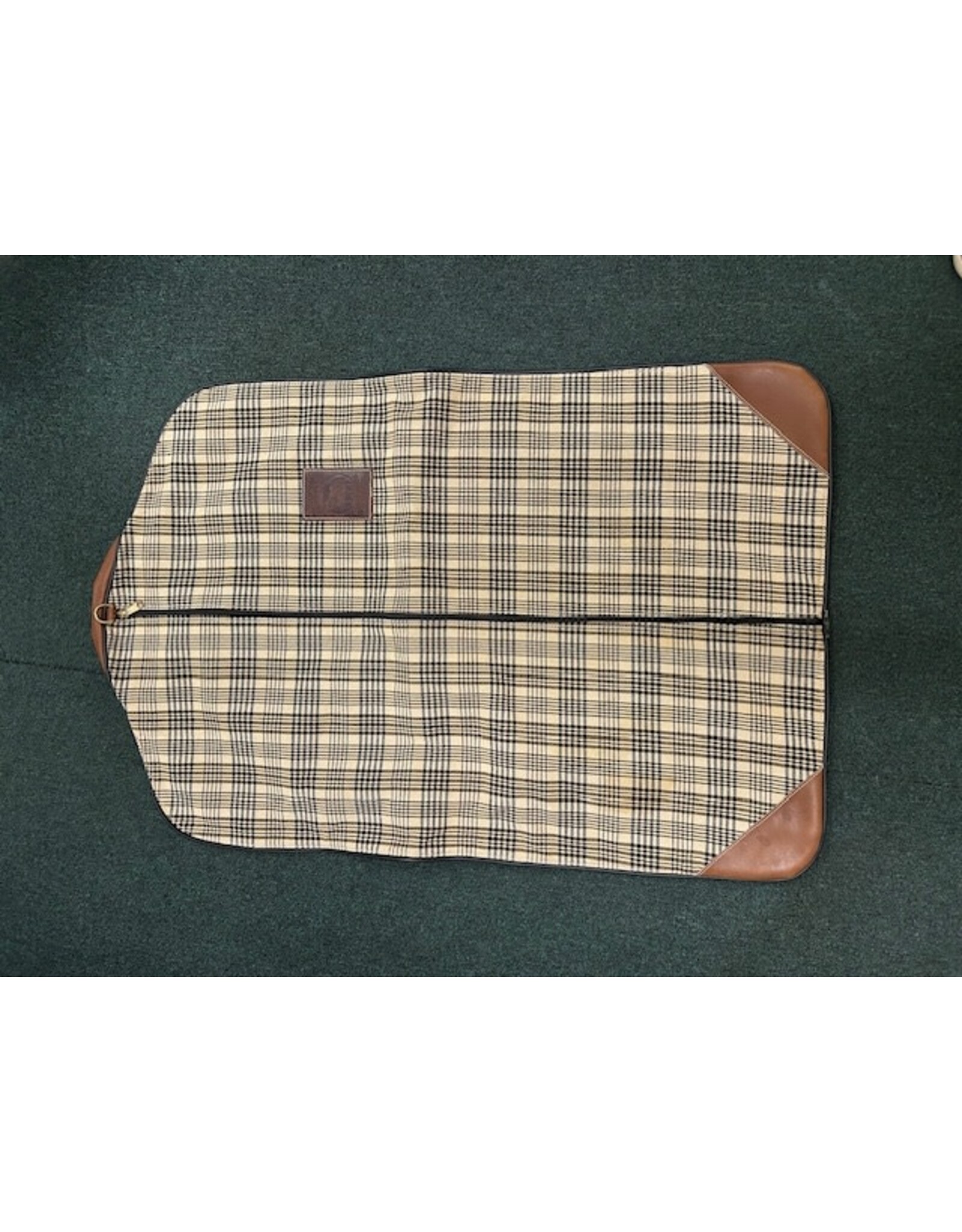 5/A Baker Garment Bag