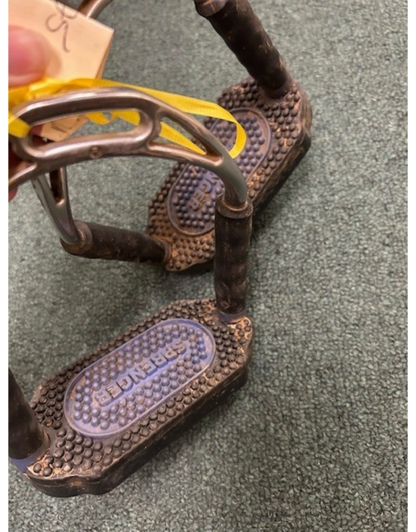 Sprenger Bow Balance Stirrups 4"