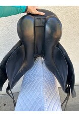 Täkt Dressage Saddle TSD-17 17" Medium Wide Tree Täkt Dressage Saddle TSD-17 17" Medium Wide Tree