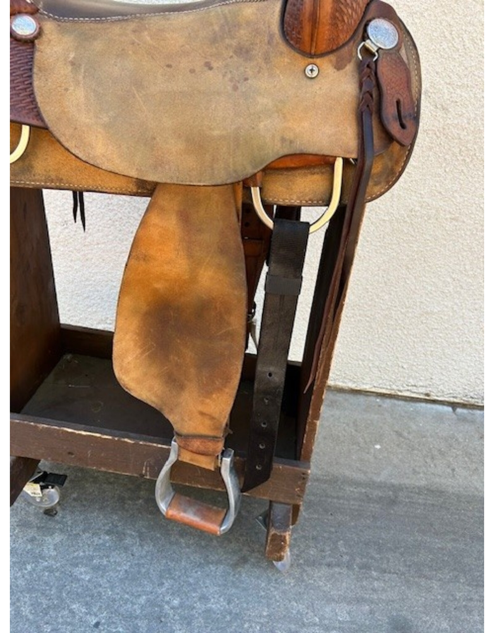 Crates Cutting Saddle 16.5" Full Quarter Horse Bars