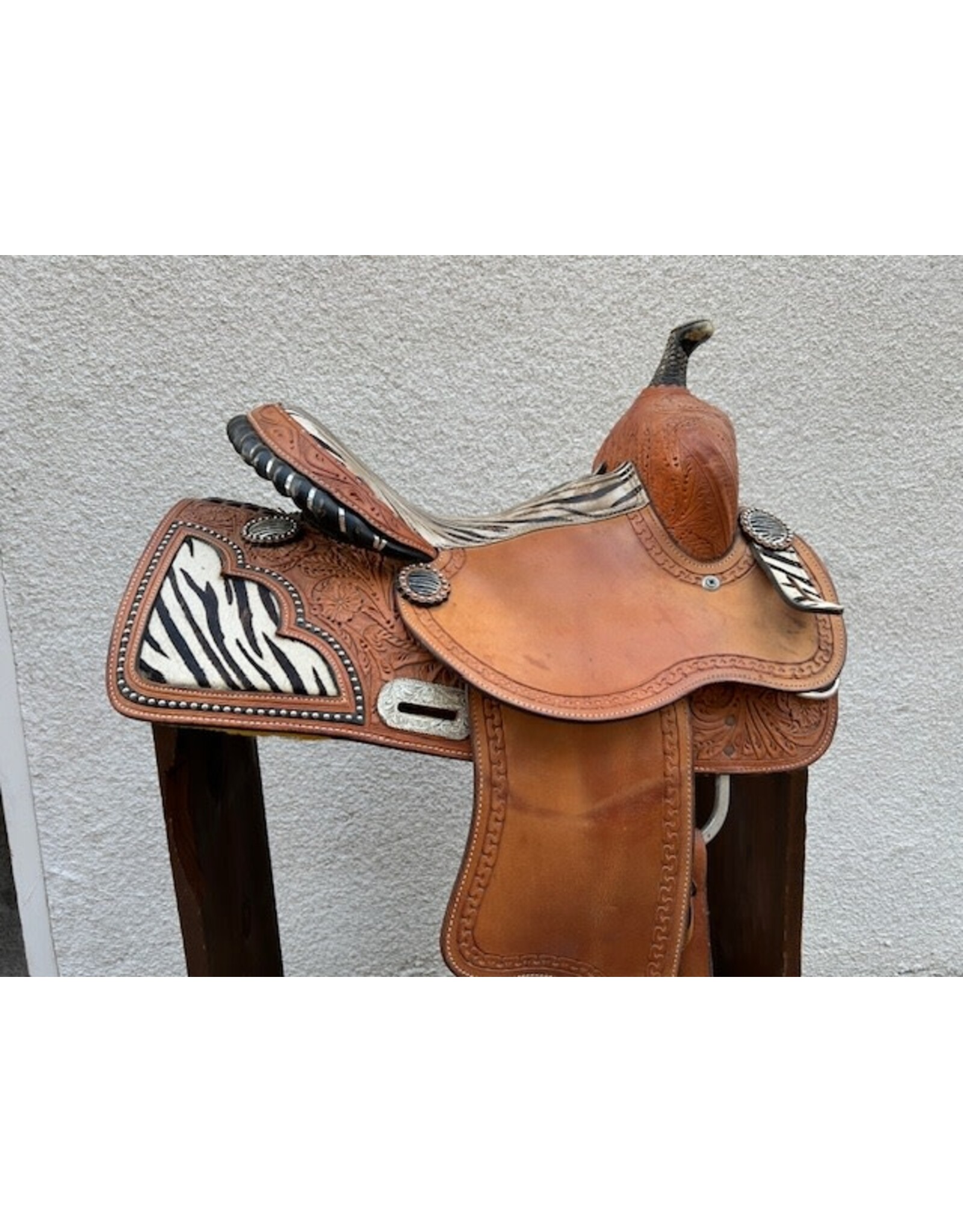 Double TT Youth Saddle 13" Seat SQHB