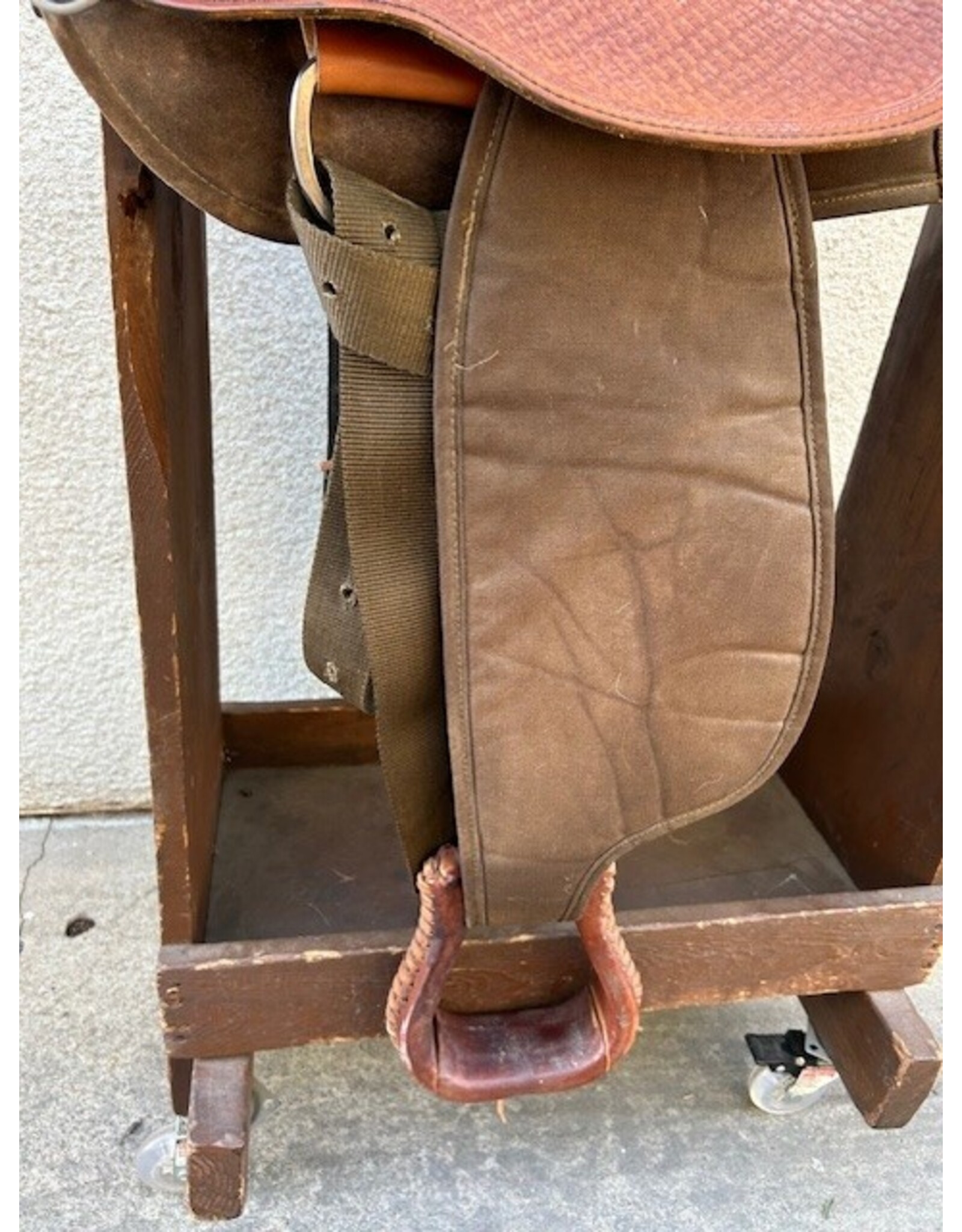 Fabtron Leather/Synthetic Saddle 15.5" Seat, FQHB