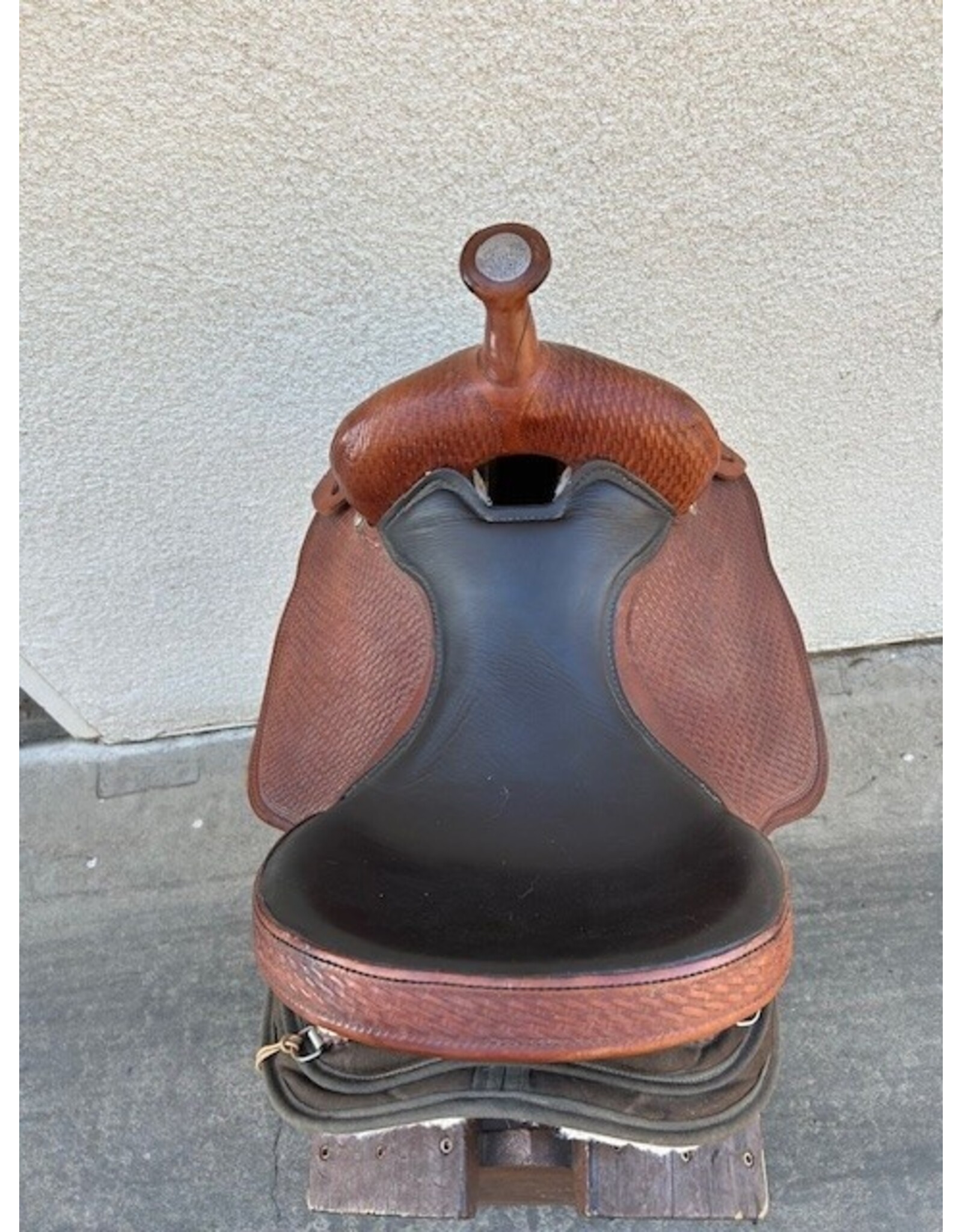 Fabtron Leather/Synthetic Saddle 15.5" Seat, FQHB