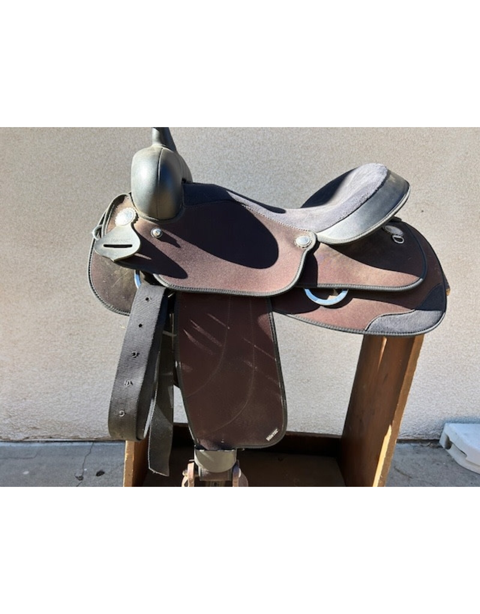 Wintec Trail Saddle Black 16" Seat  Wide Tree