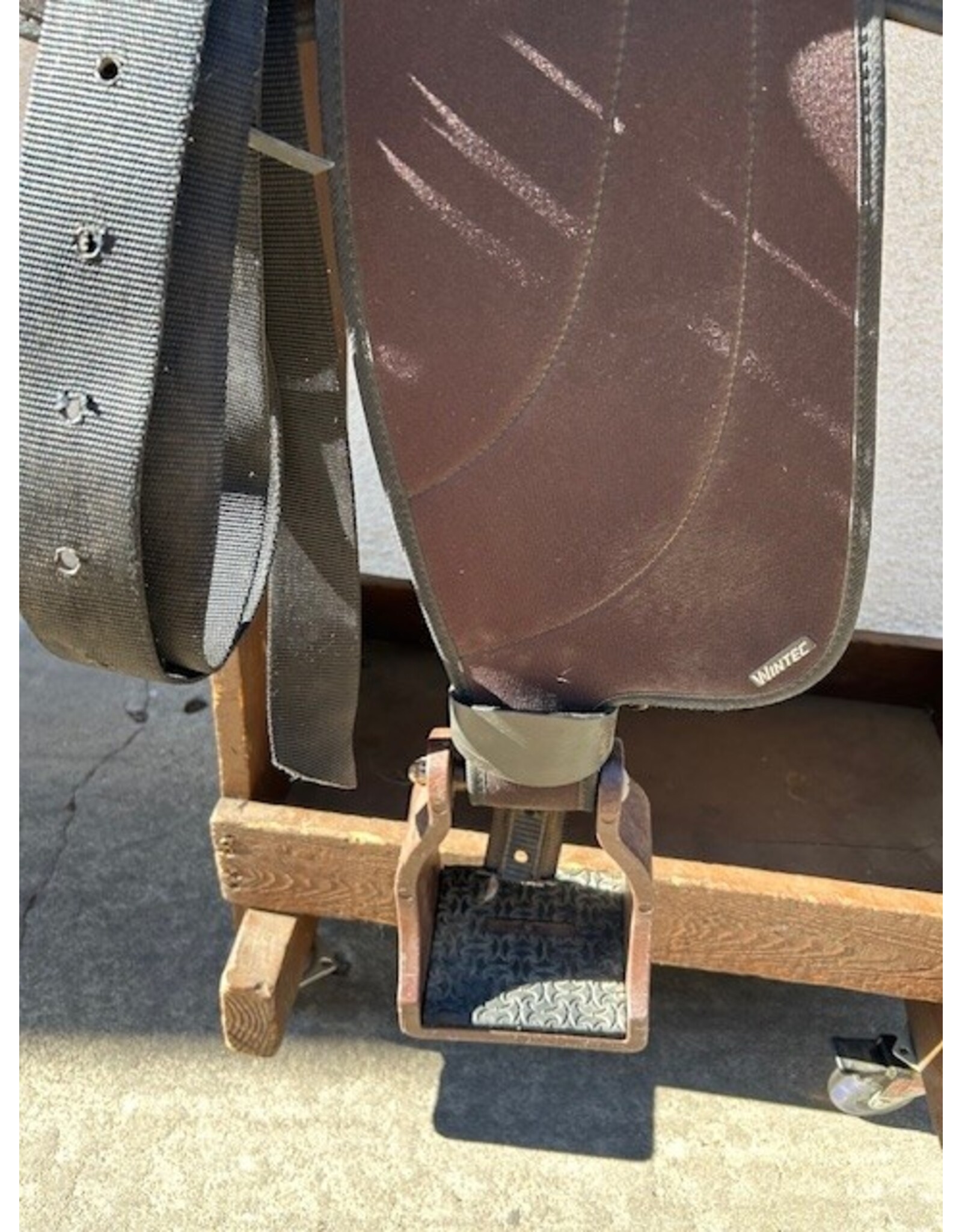 Wintec Trail Saddle Black 16" Seat  Wide Tree