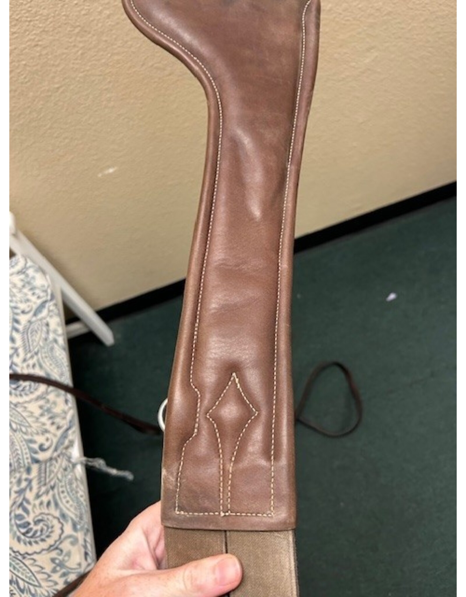 Voltaire Design Anatomical Girth Havana 52"