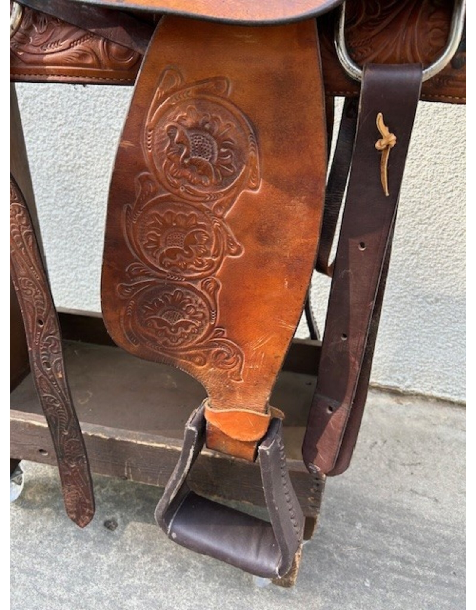 Crates Trail Saddle 17" Seat 6.5" Gullet