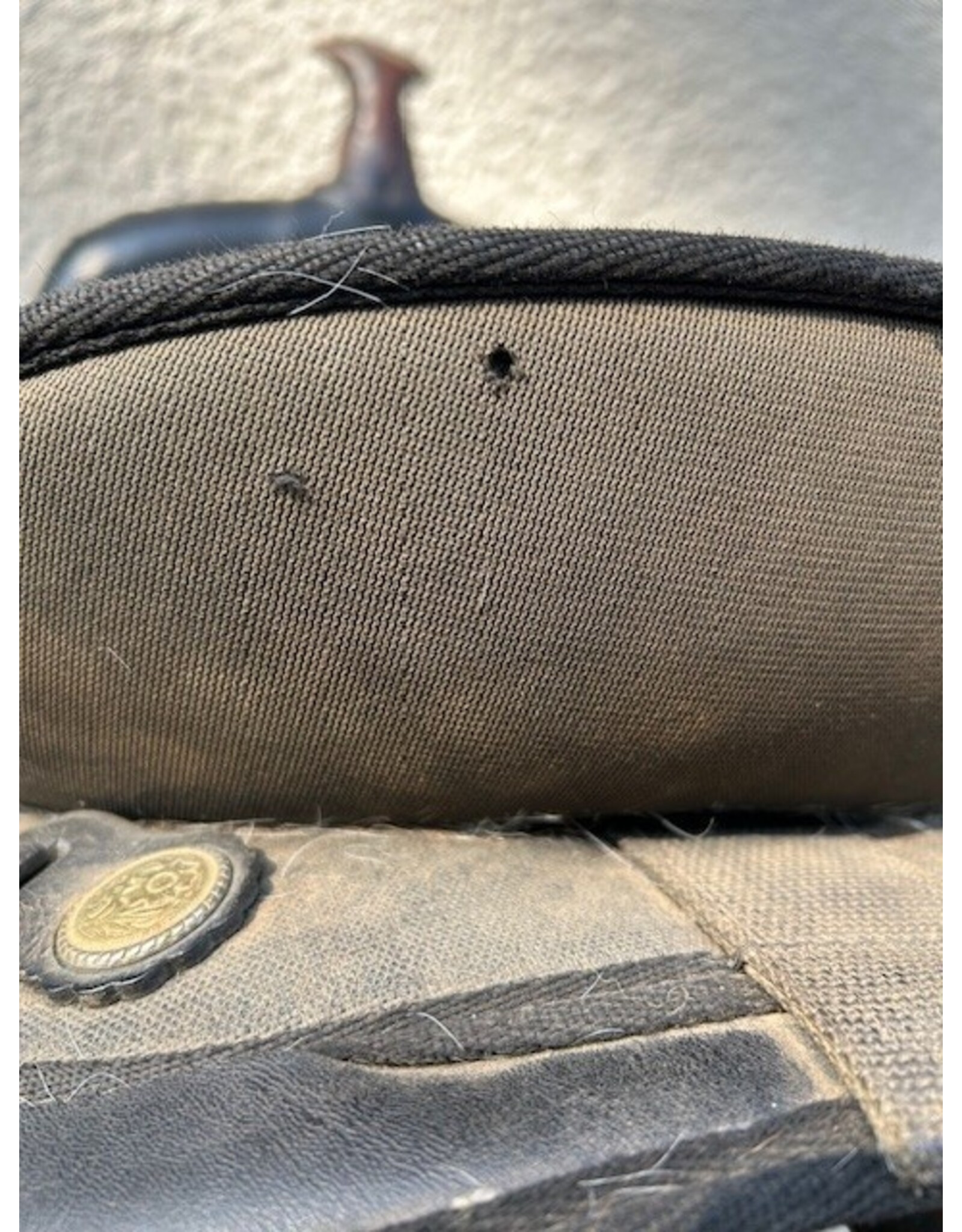 Abetta Arab (Wide) Tree Round Skirt Western Saddle 15" Seat