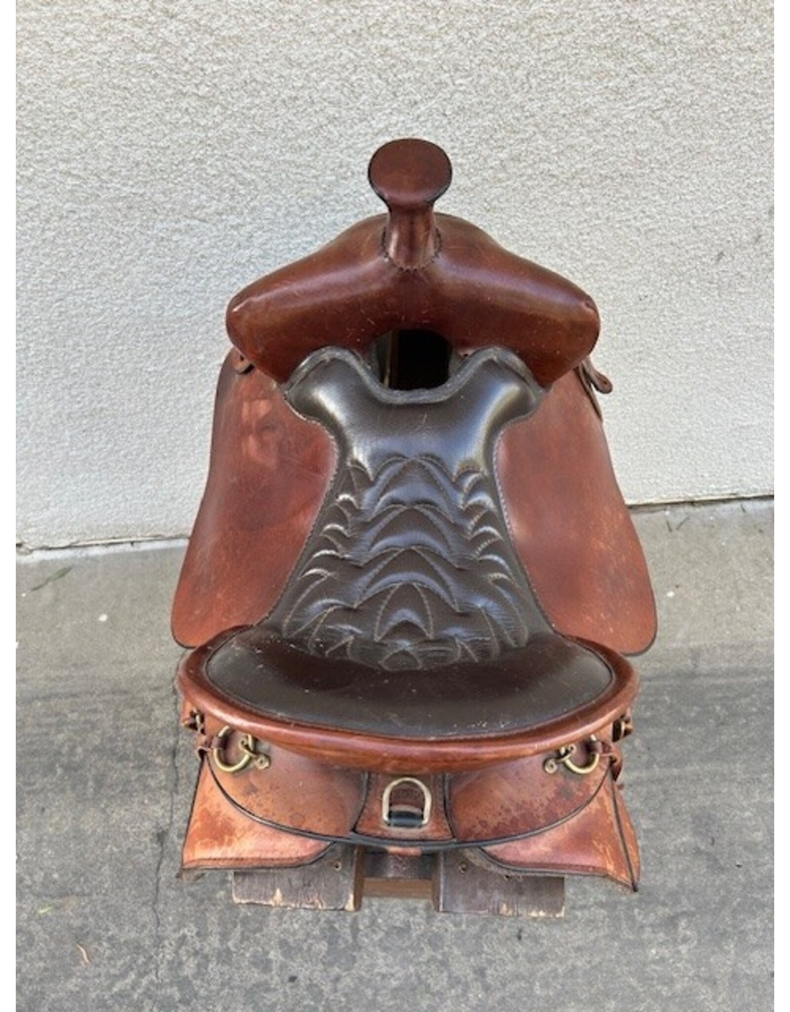 Tucker High Plains 260 Style 15.5" Seat, Wide Tree