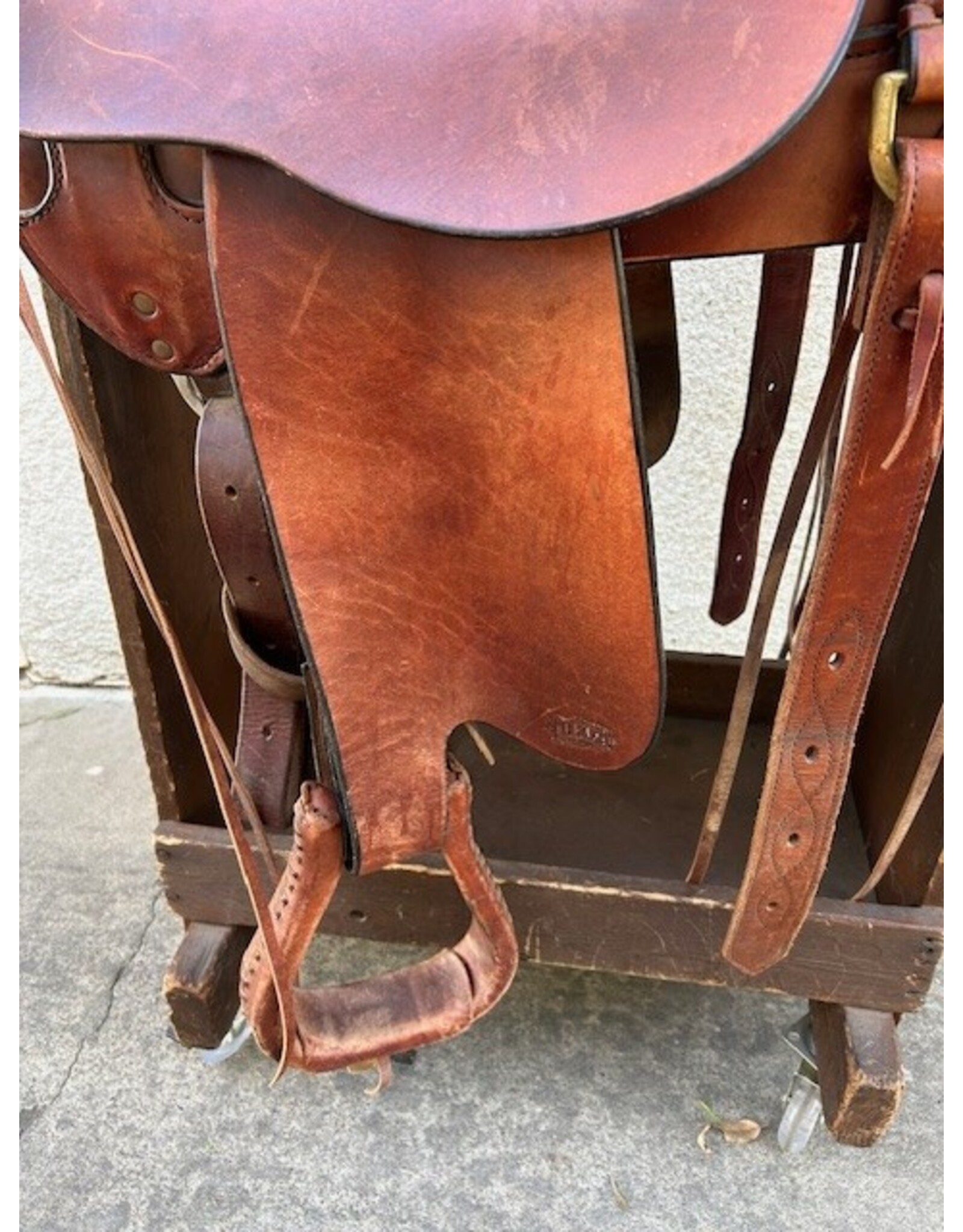 Tucker High Plains 260 Style 15.5" Seat, Wide Tree