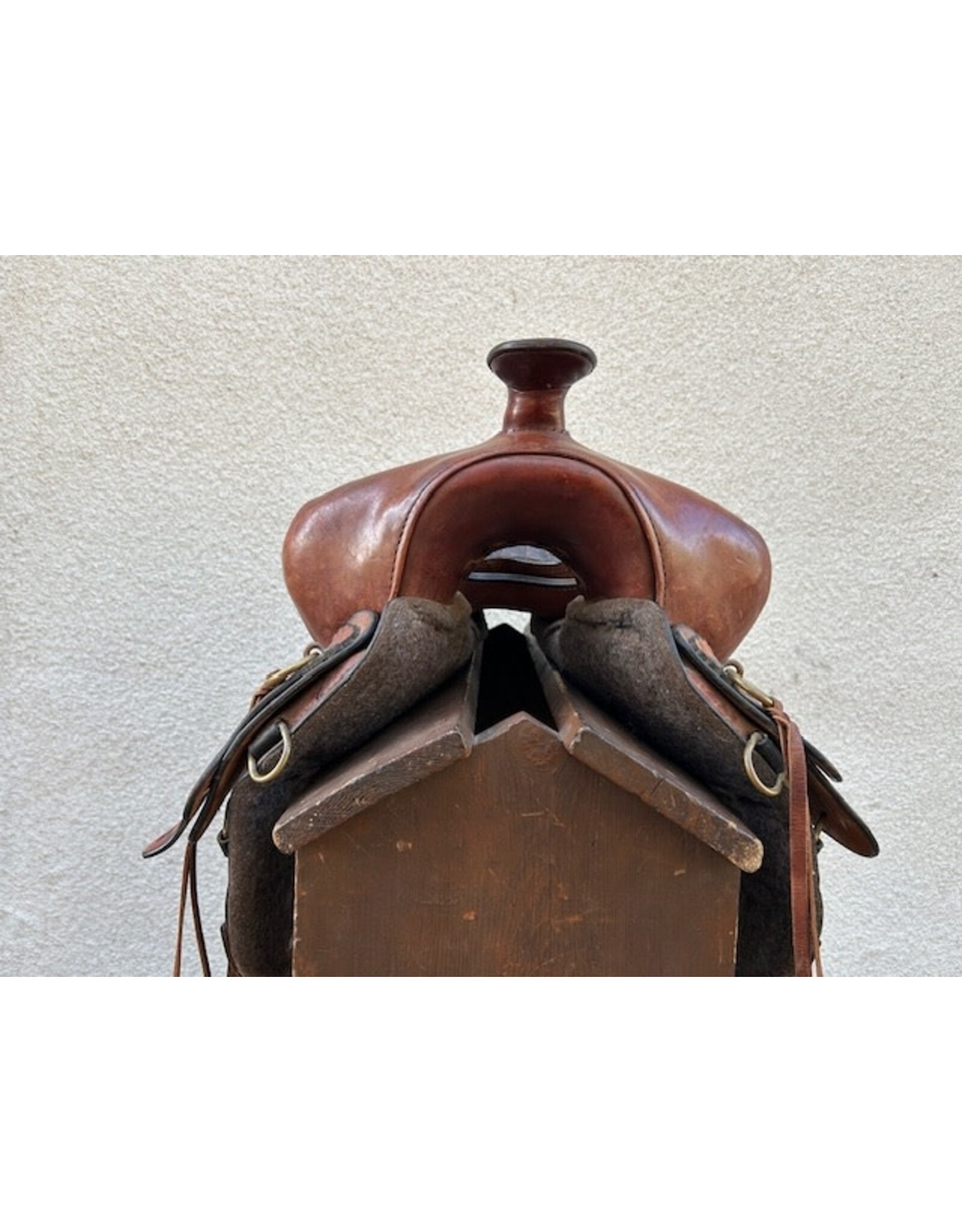 Tucker High Plains 260 Style 15.5" Seat, Wide Tree