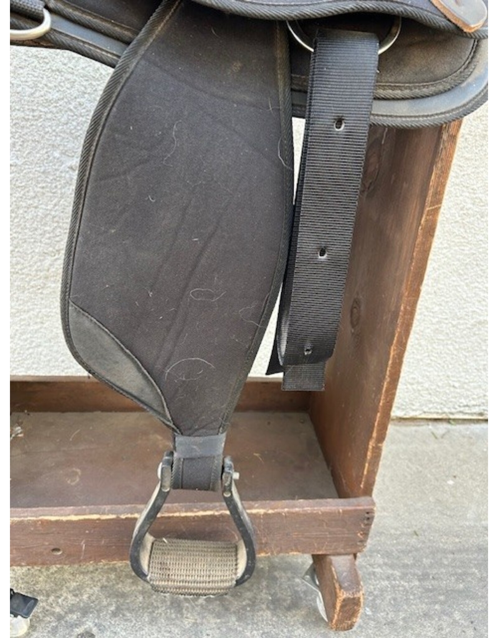 Abetta Synthetic 15" Seat FQHB