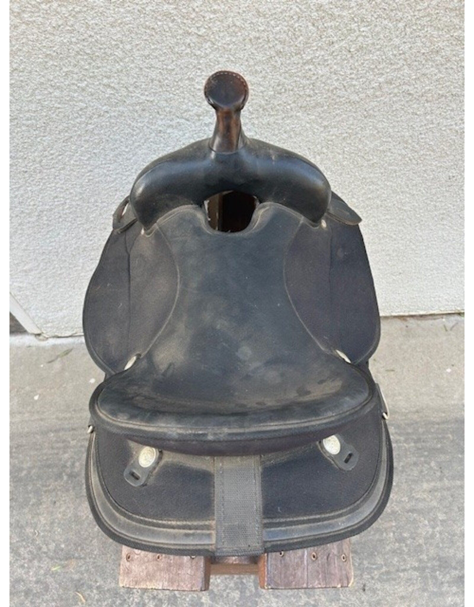 Abetta Synthetic 15" Seat FQHB