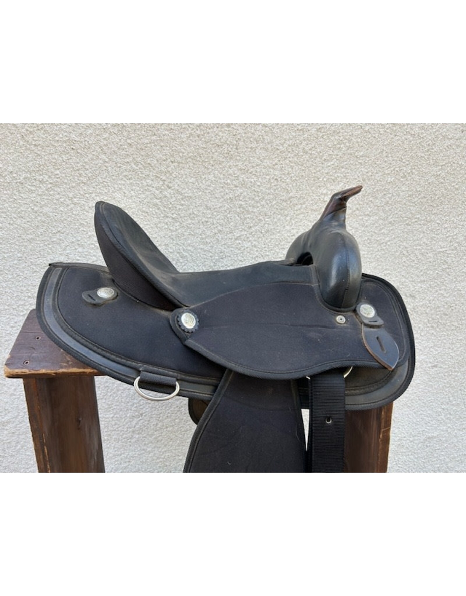 Abetta Synthetic 15" Seat FQHB