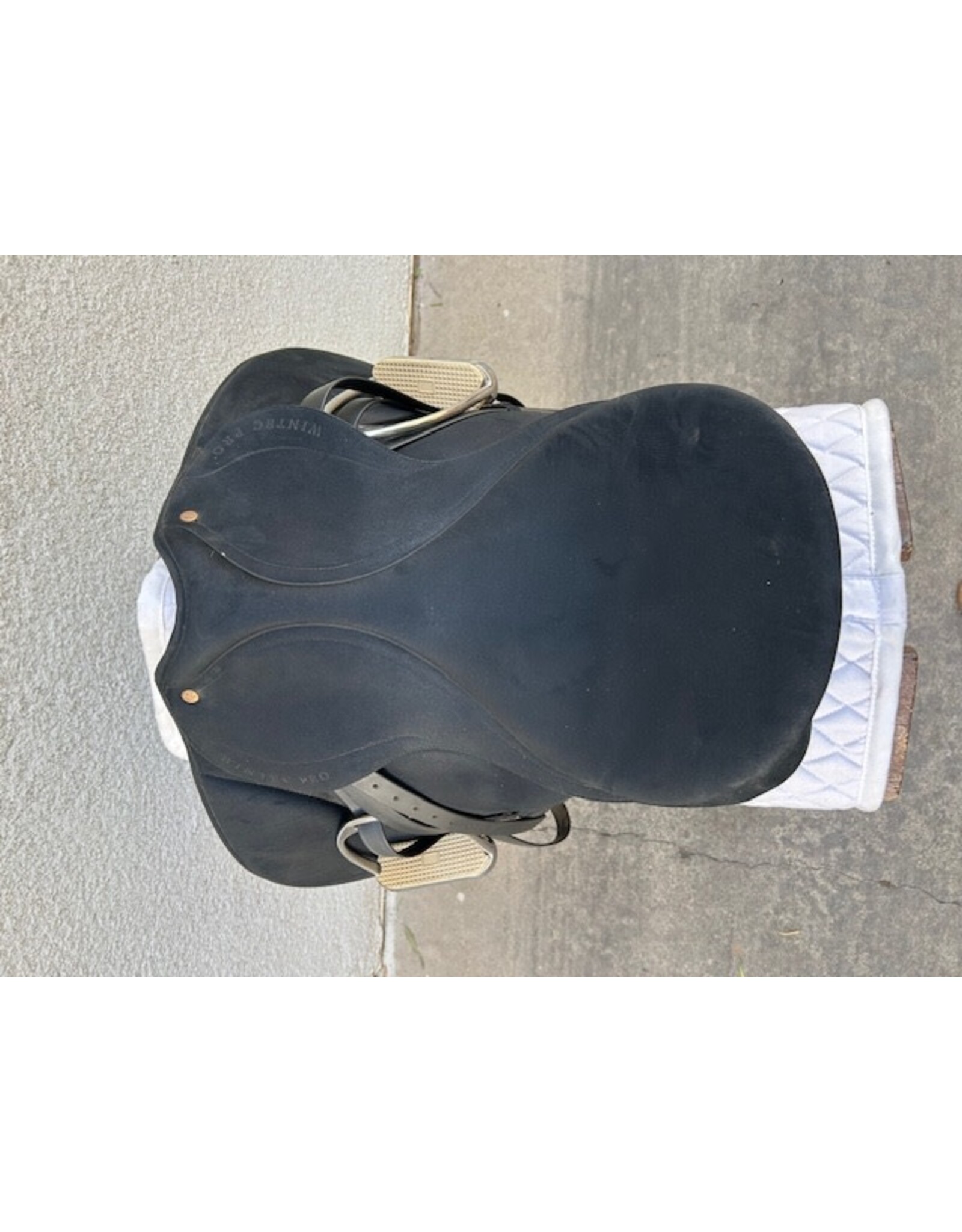 Wintec XCH Dressage Saddle 18" Seat