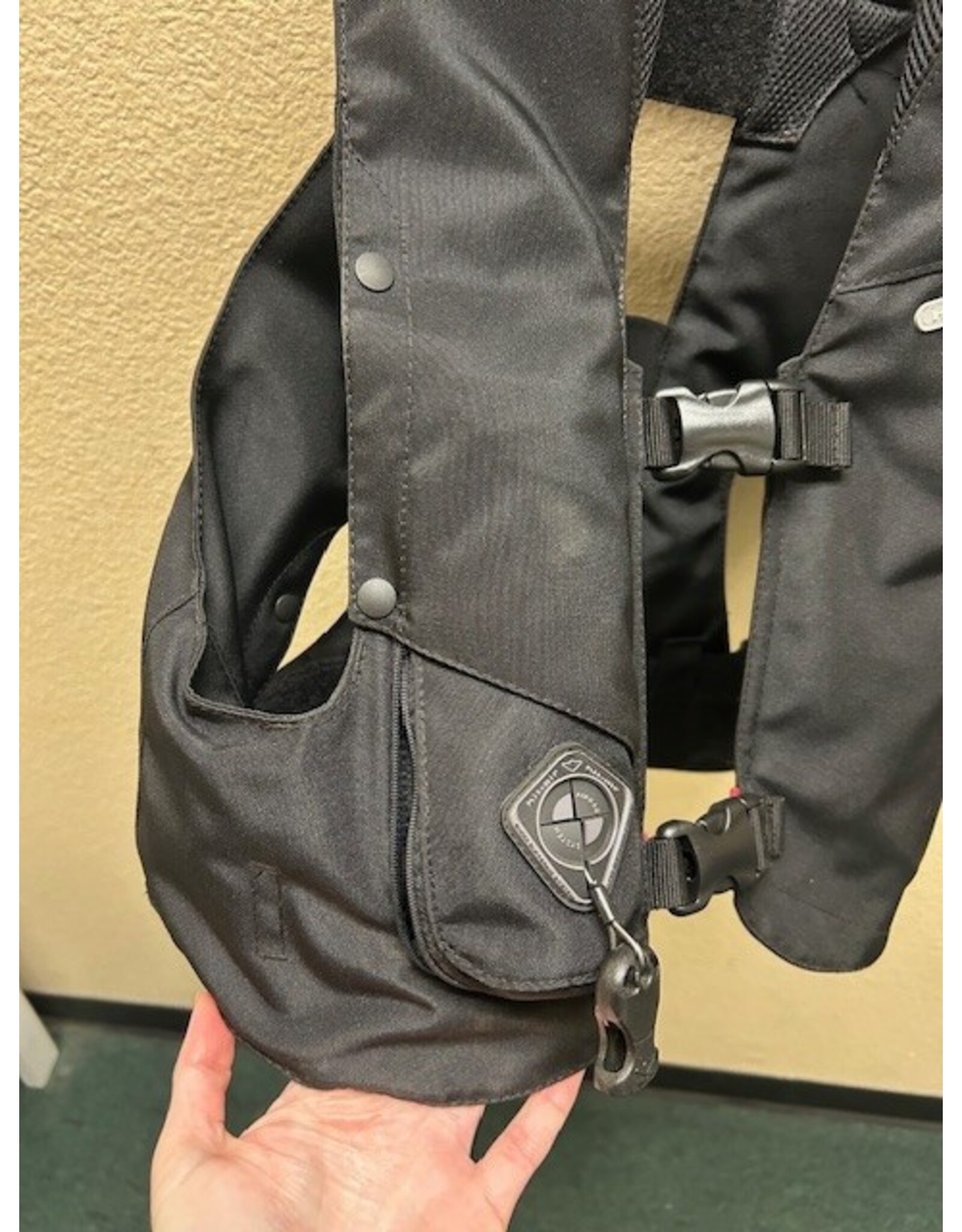 Hit Air Vest SV-2 Black Size Small