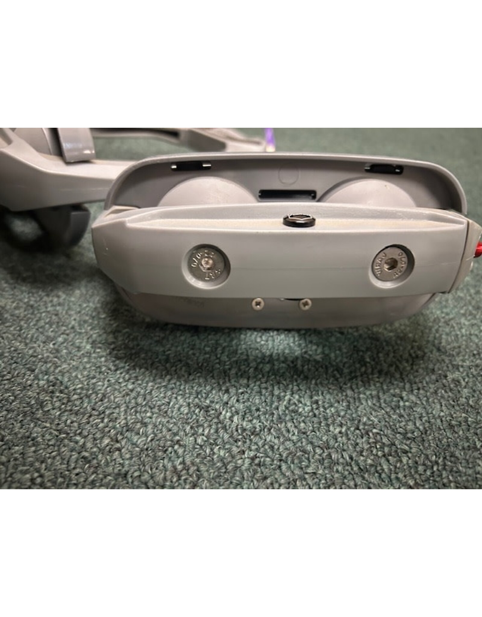 Flex-On Safe-On Stirrups Grey 4.5"