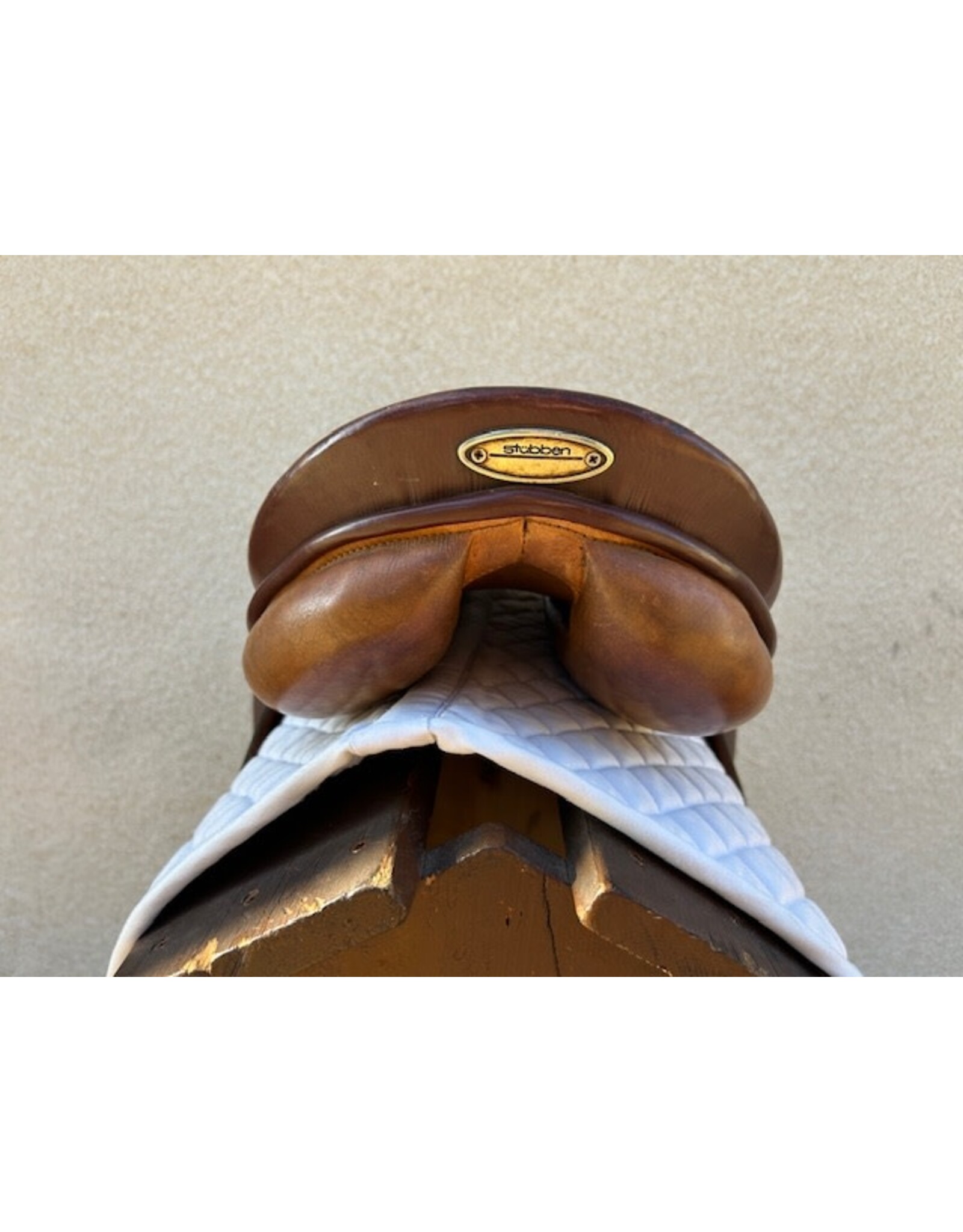 Stubben Siegfried AP Saddle 18" Seat 5.5" Gullet