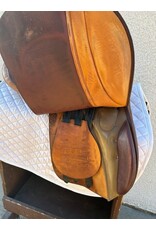 Stubben Siegfried AP Saddle 18" Seat 5.5" Gullet