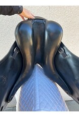 Schleese Obrigado Dressage Saddle 17.5" Seat, Adjustable Tree SN#13101S0413