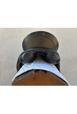 Schleese Obrigado Dressage Saddle 17.5" Seat, Adjustable Tree SN#13101S0413