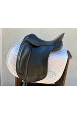 Schleese Obrigado Dressage Saddle 17.5" Seat, Adjustable Tree SN#13101S0413