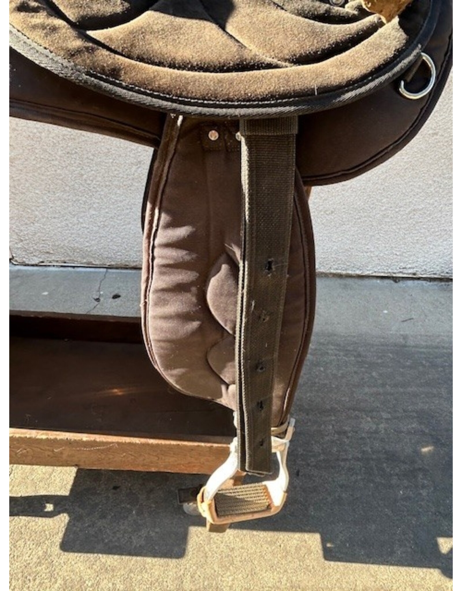 Big Horn Cordura Trail Saddle 602 17" Semi-Quarter Horse Bars