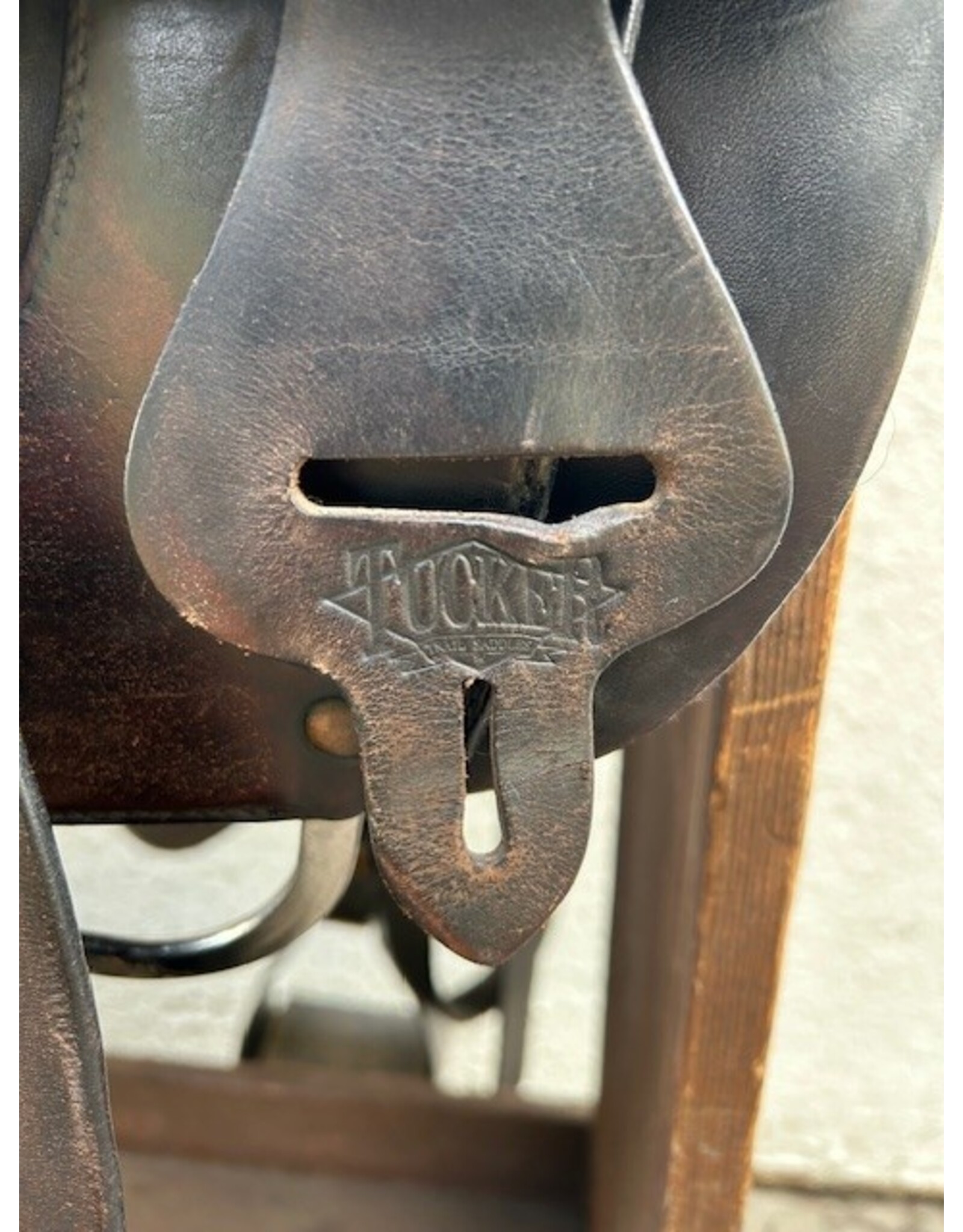 2004 Tucker Trail Saddle Model 159 17" Seat Med Tree