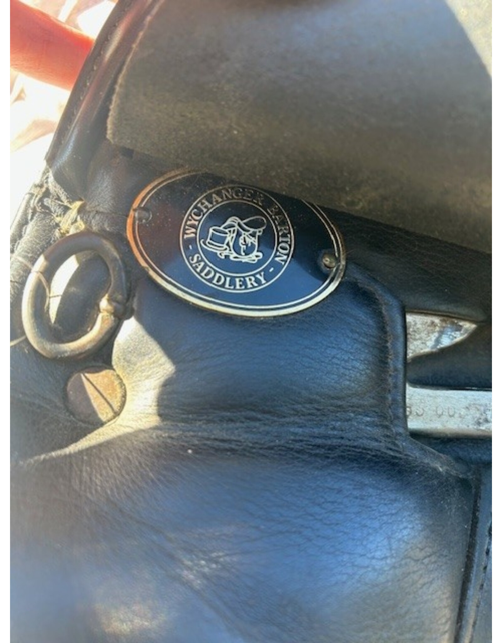 Wychanger Barton Dressage Saddle 18" Medium Tree