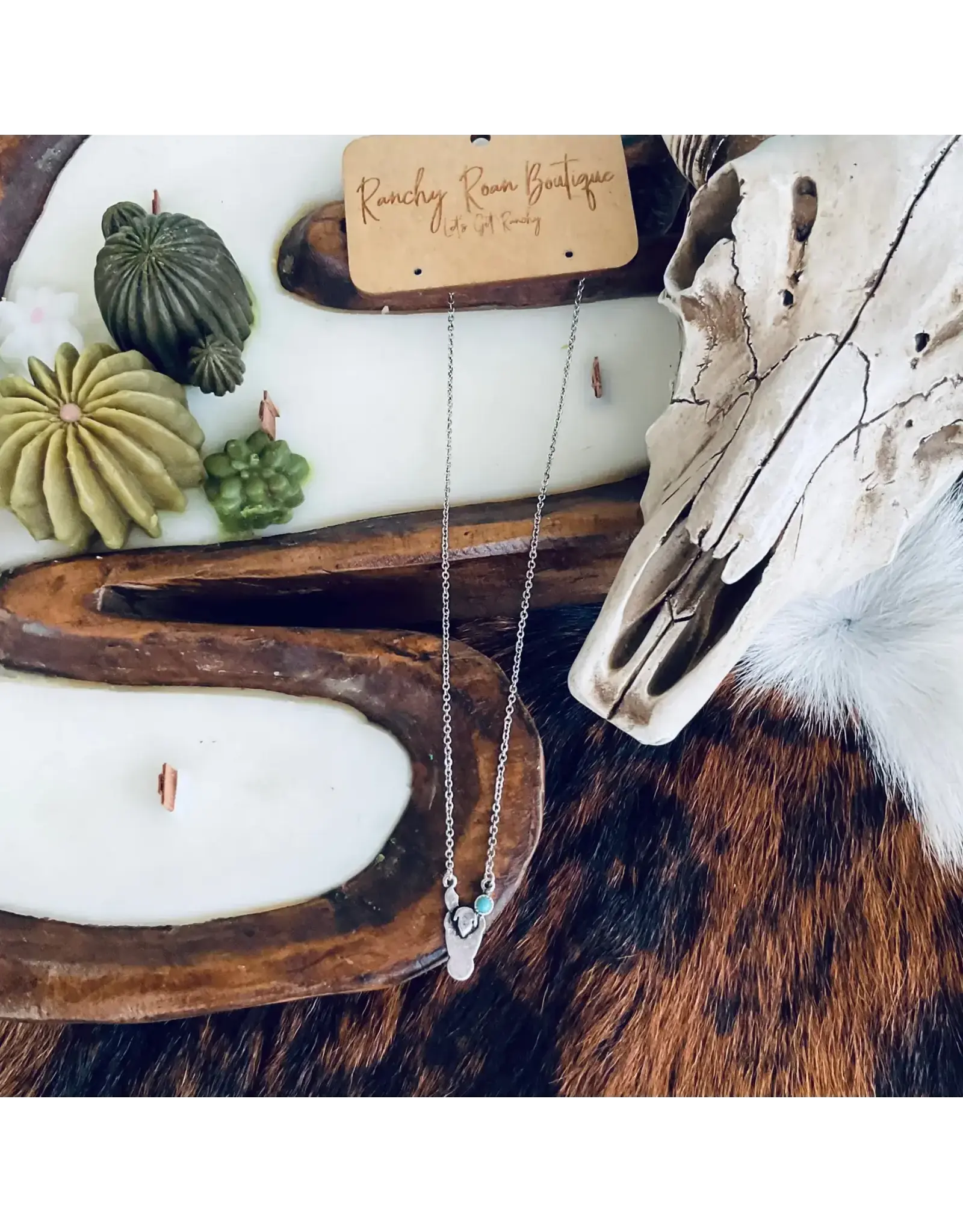 Ranchy Roan Western Horse Head Pendant Necklace with Turquoise