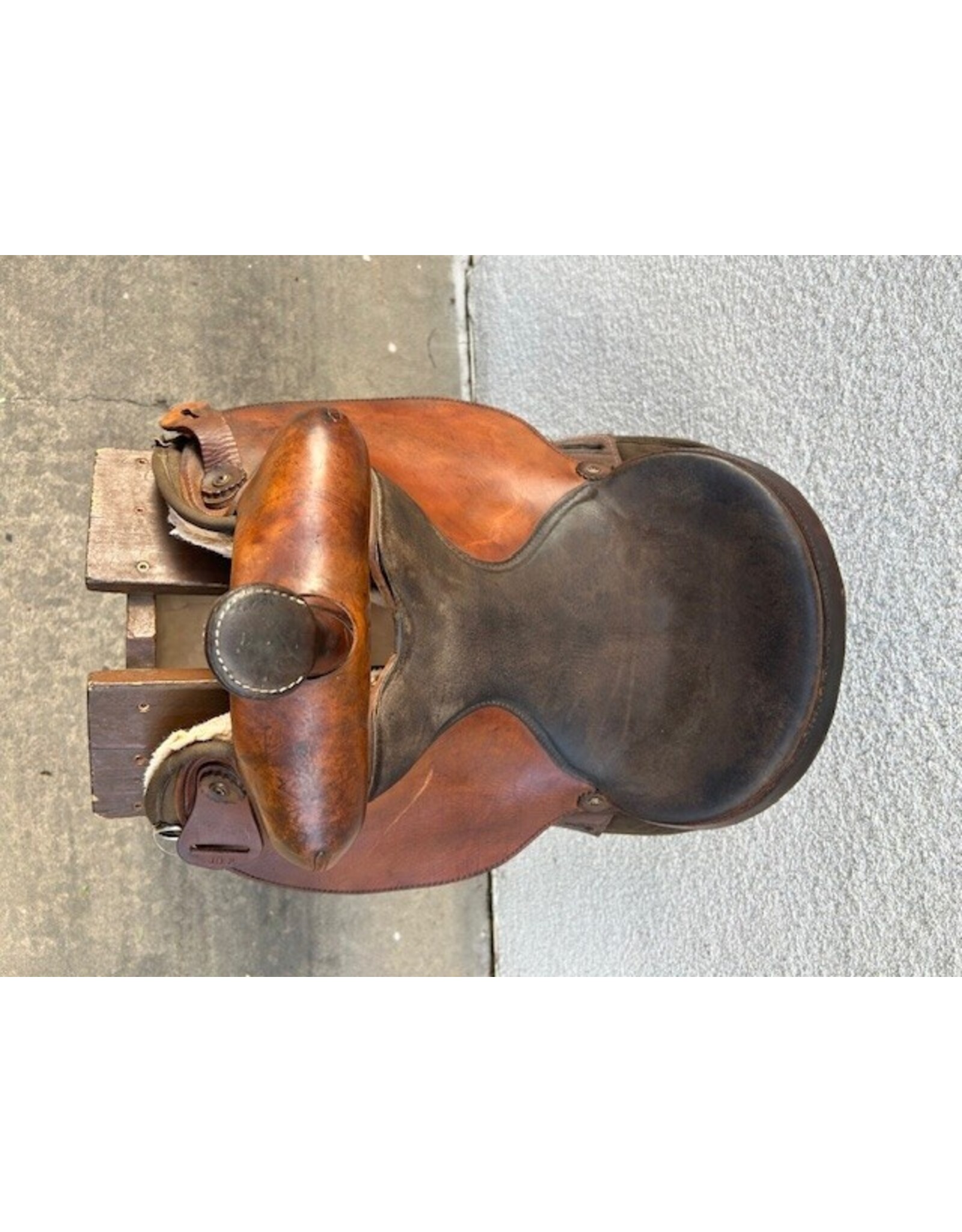 Big Horn Cordura Round Skirt Saddle 15" Medium Tree