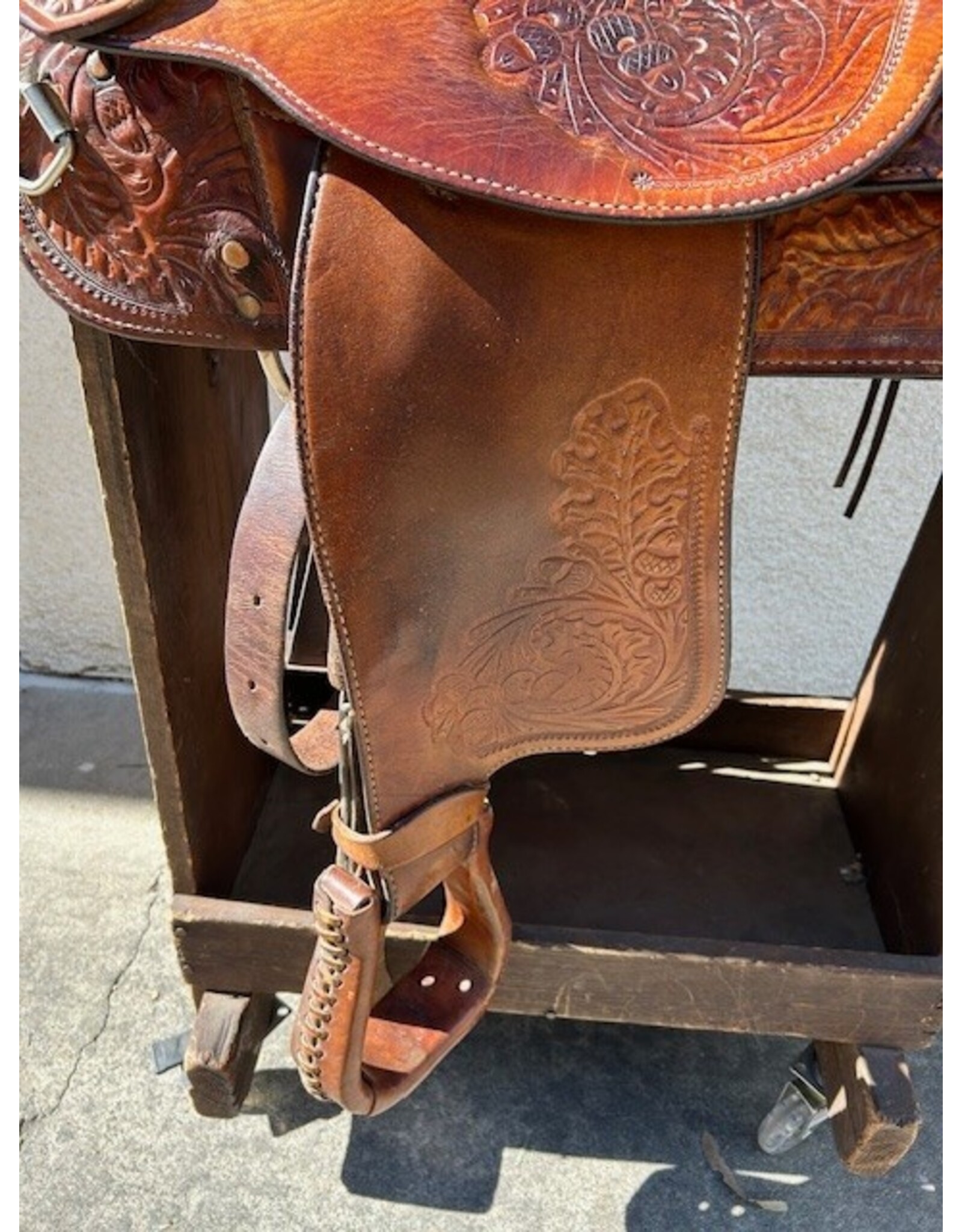 Crates Trail Saddle 15" Seat, FQHB