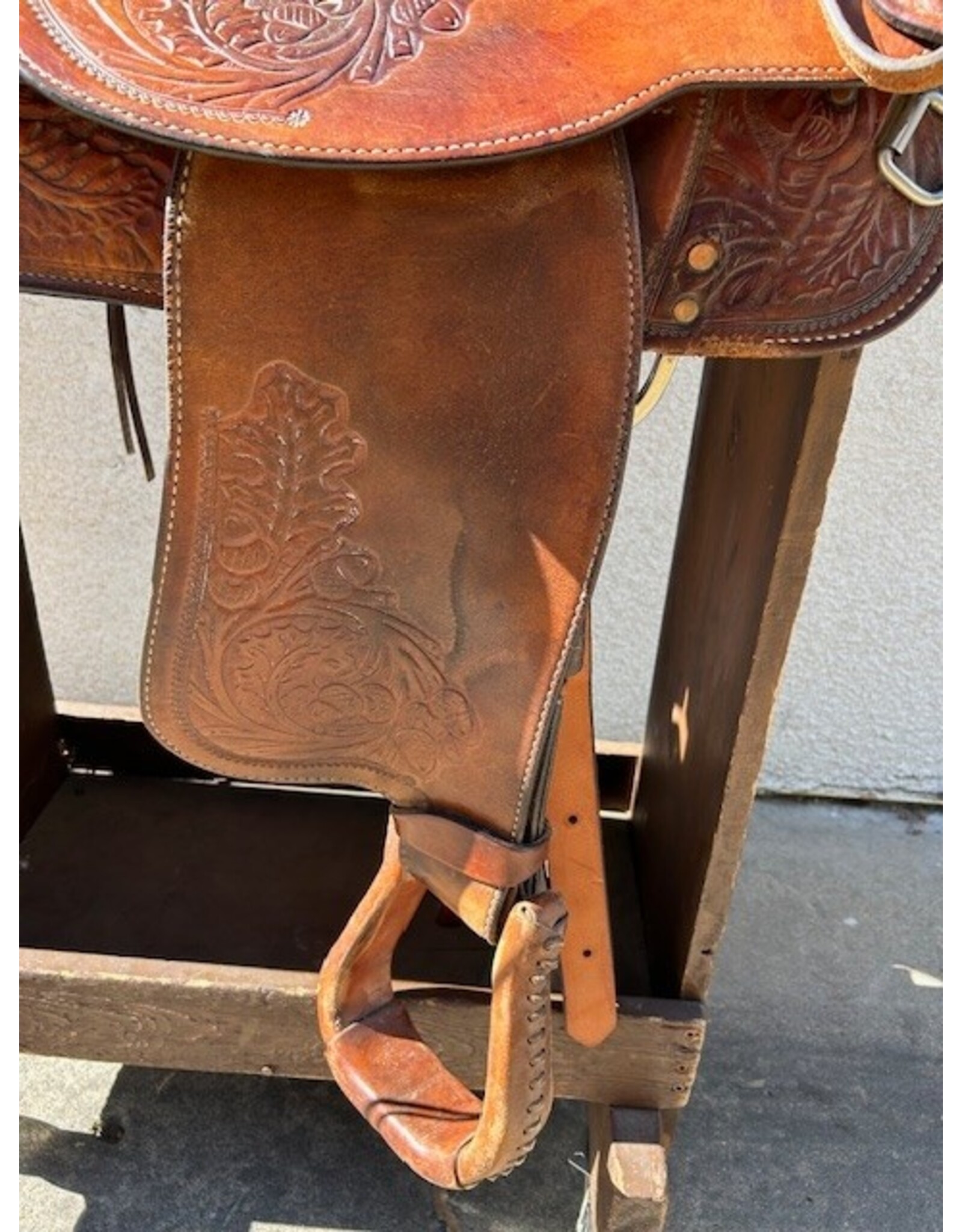 Crates Trail Saddle 15" Seat, FQHB