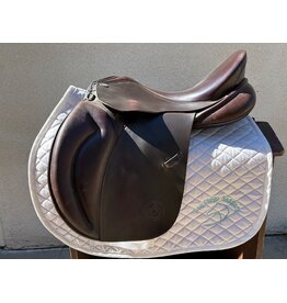 Duett Sonata Jump Saddle 17.5" wide tree 36