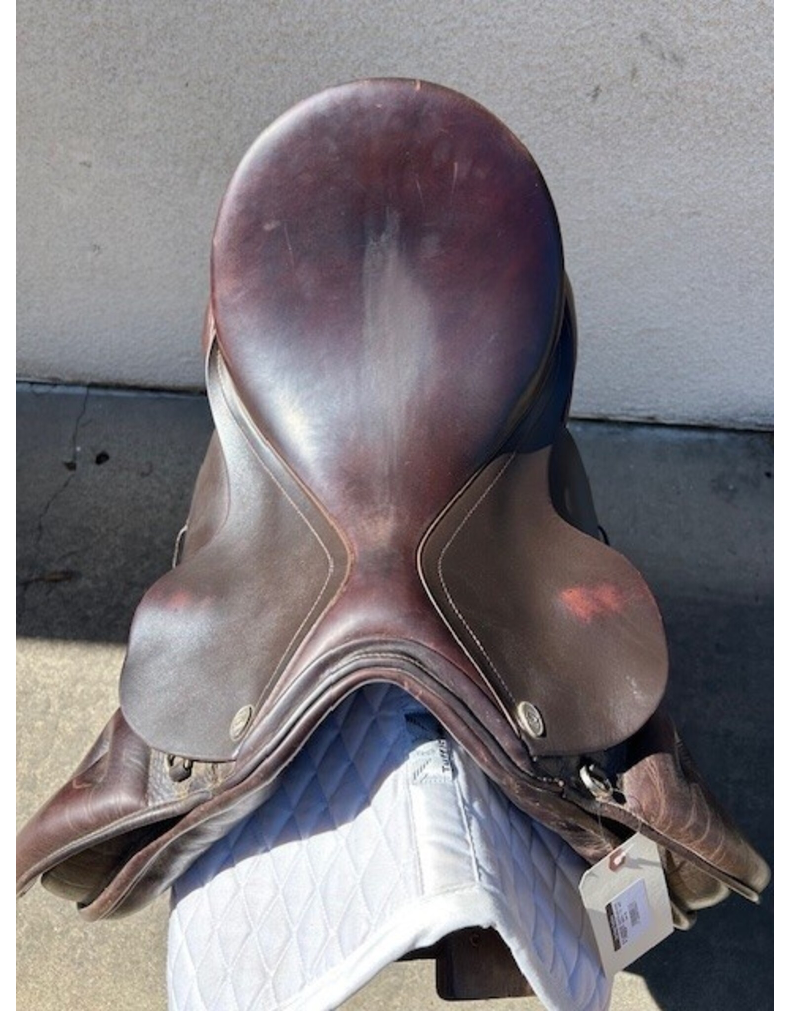 Duett Sonata Jump Saddle 17.5" wide tree 36