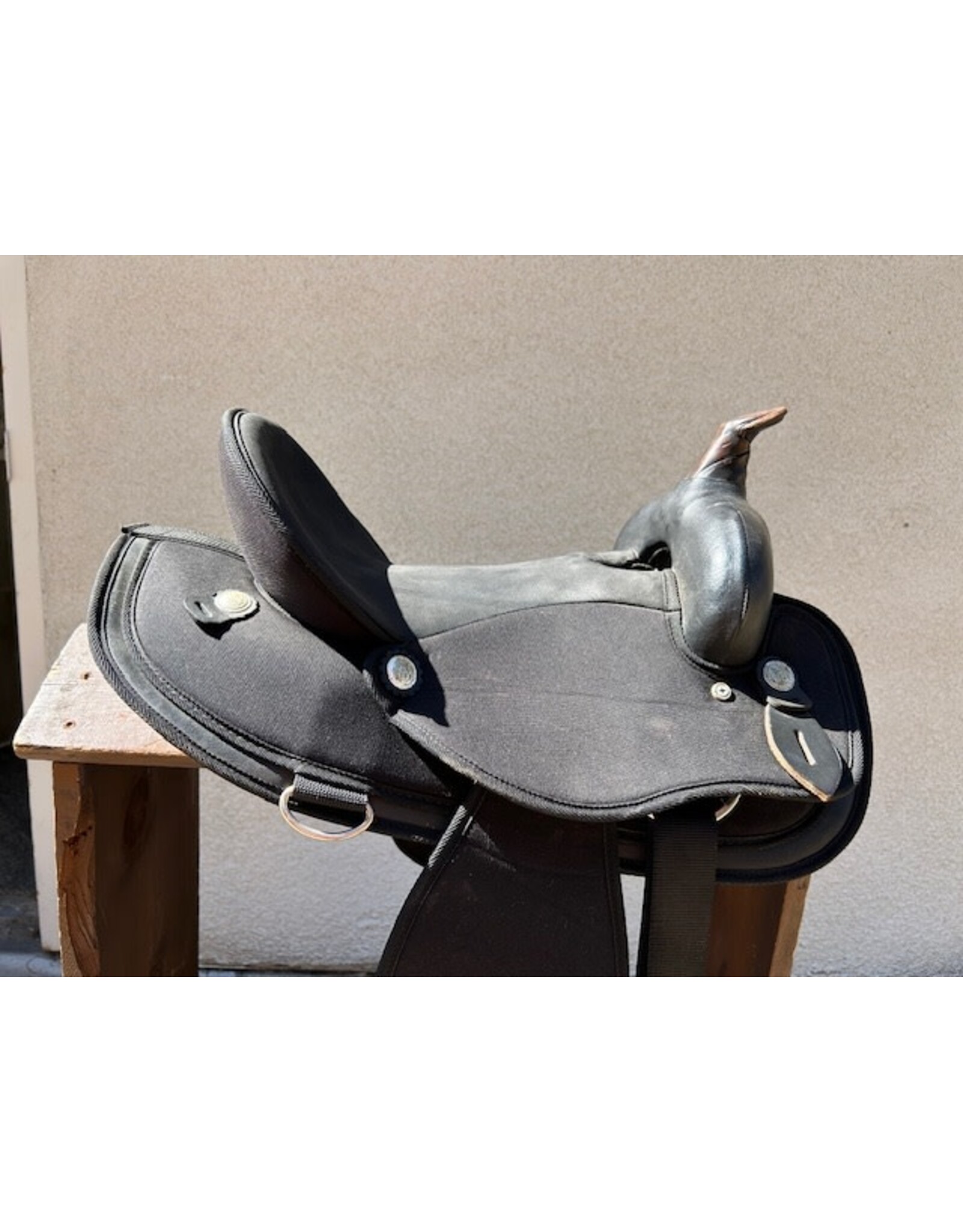 Abetta Synthetic 15" Seat, Wide tree