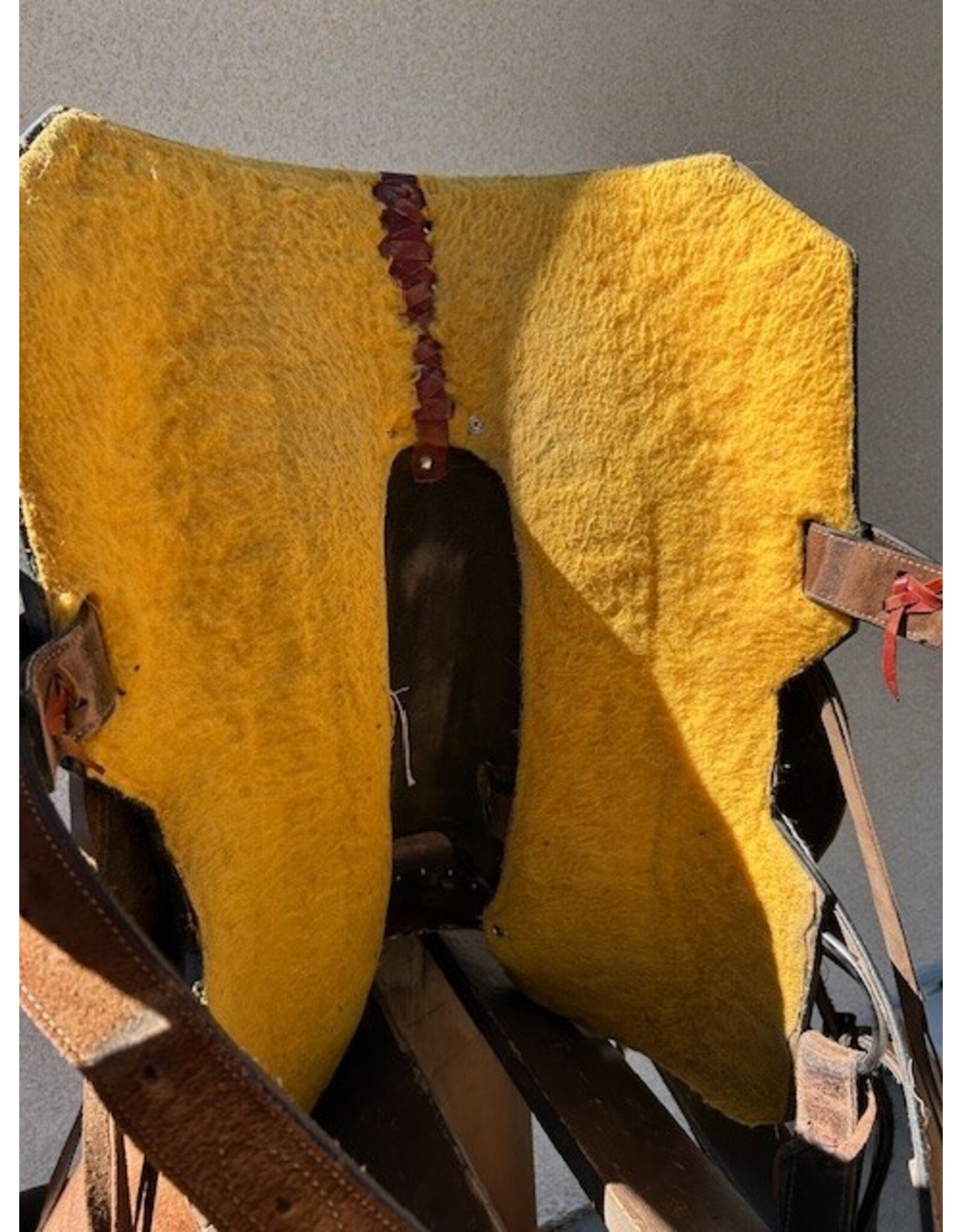 Western Barrel Saddle 16" Seat Full Quarter Horse Bars