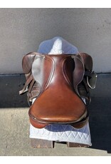 Collegiate Triumph Saddle 16" Seat, Adjustable Gullet (Wide Installed)