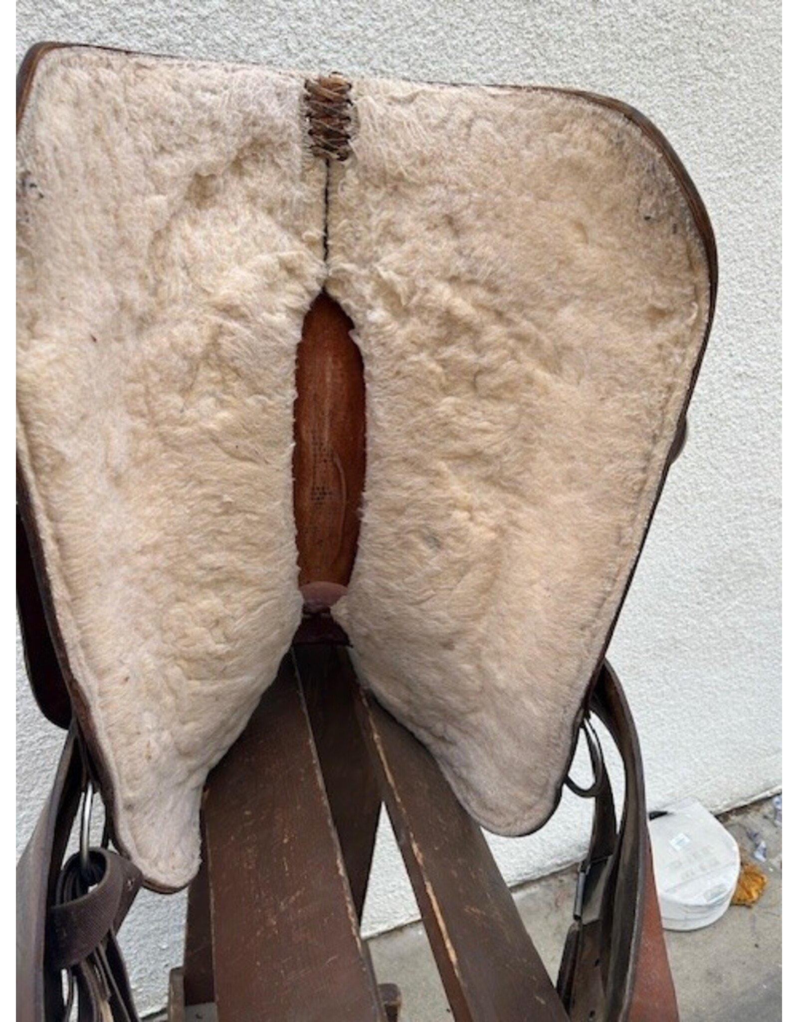 Lamb Saddle Co. 17" Seat, FQHB