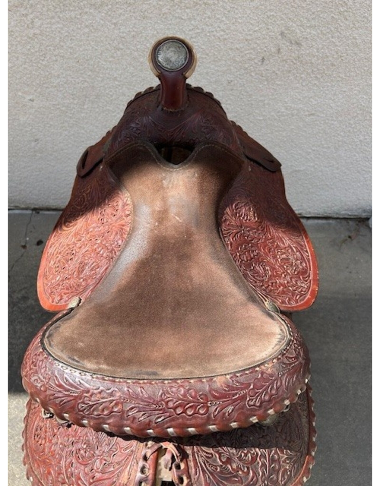 Western Trail Saddle with Tooling 15" Seat 7" Fullet