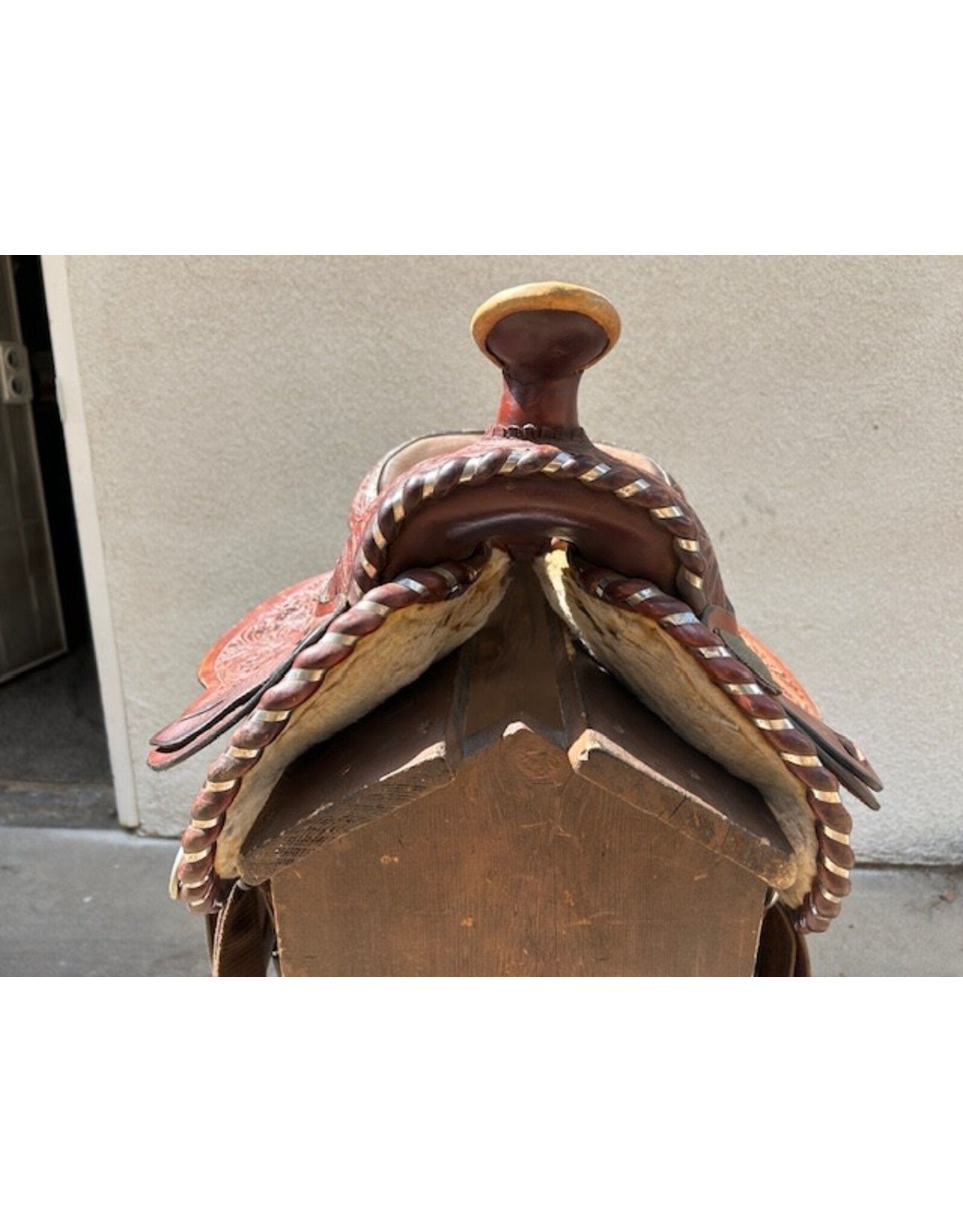 Western Trail Saddle with Tooling 15" Seat 7" Fullet