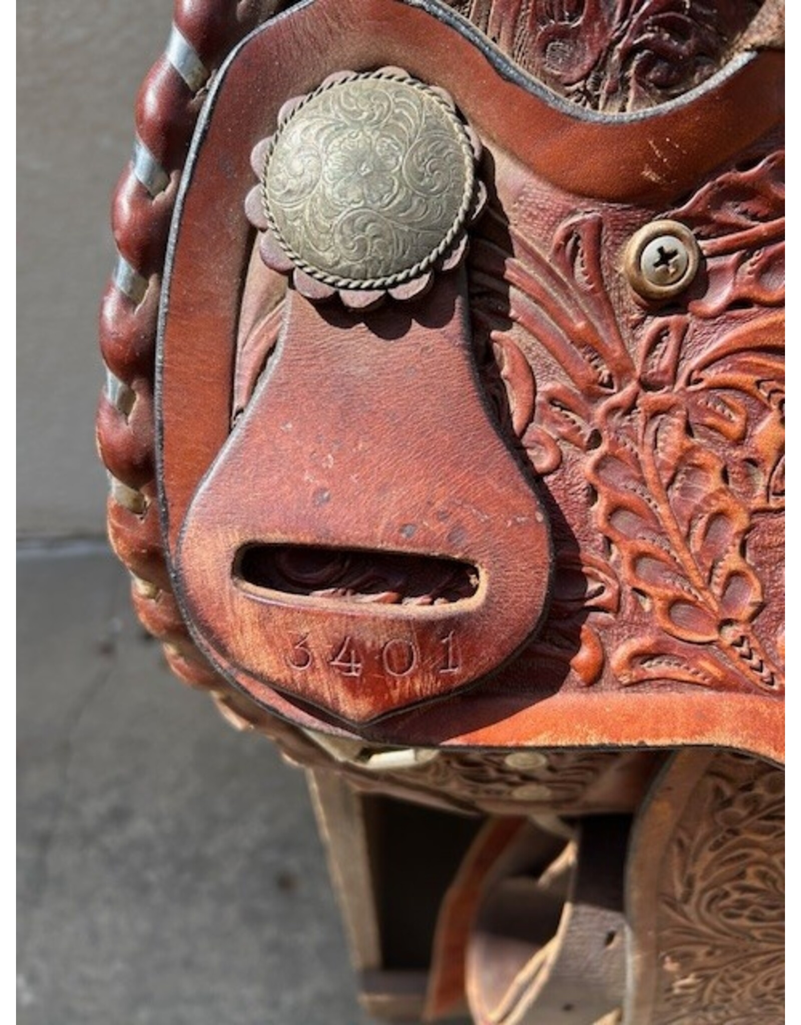 Western Trail Saddle with Tooling 15" Seat 7" Fullet