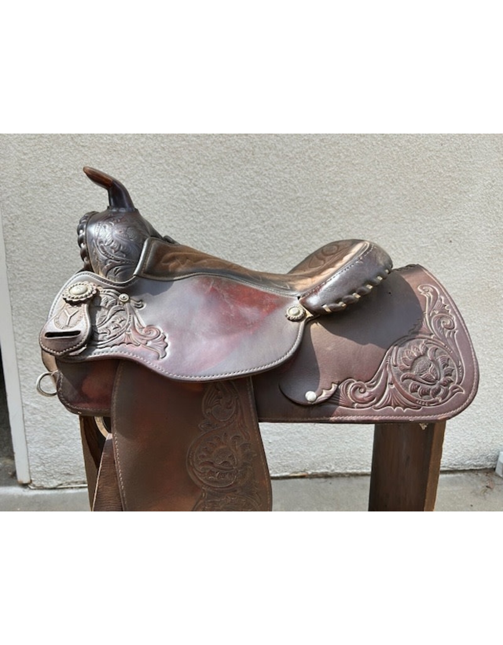 Circle Y Trail Saddle 15" Seat Arab Tree