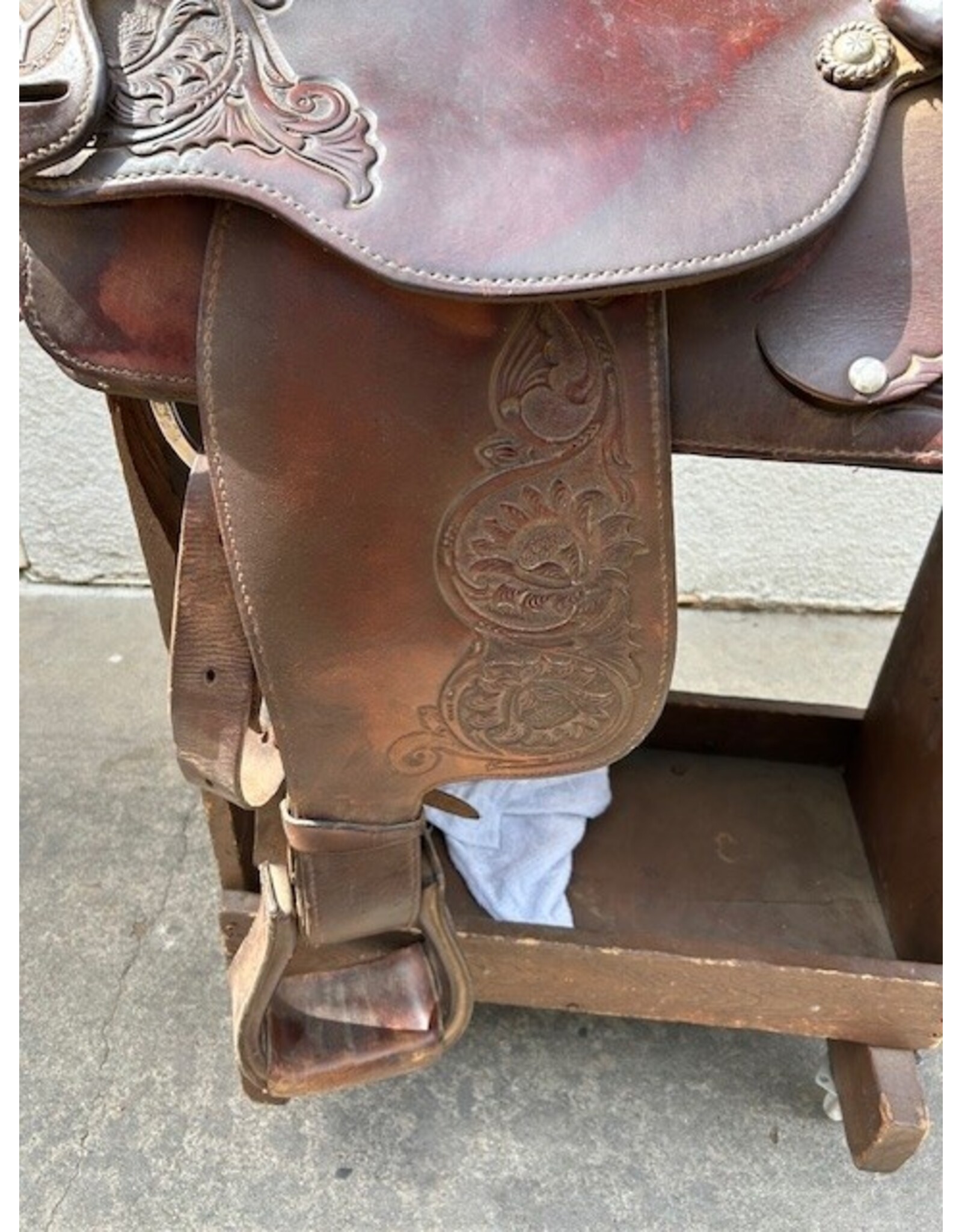 Circle Y Trail Saddle 15" Seat Arab Tree